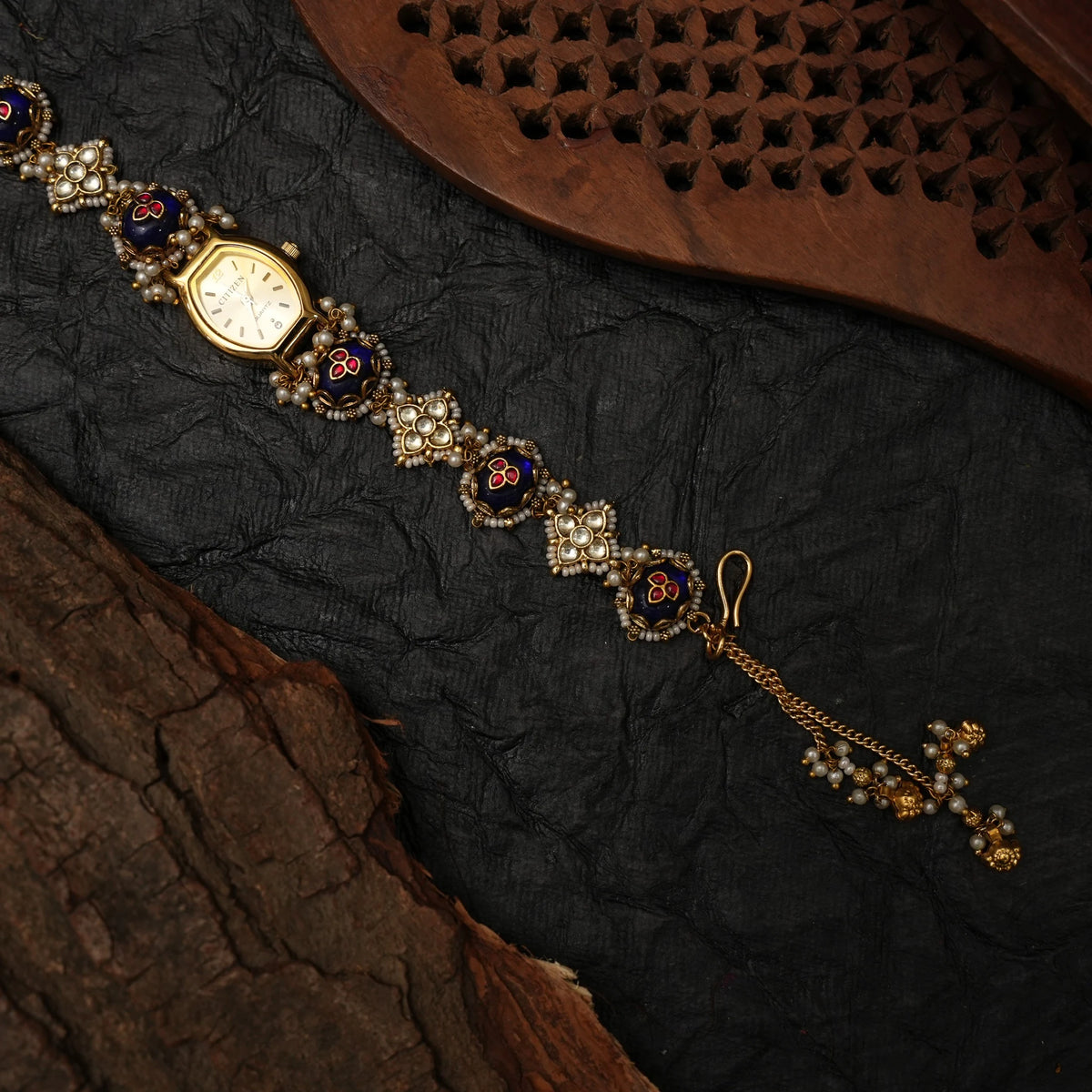 Aadhira Polki Watch