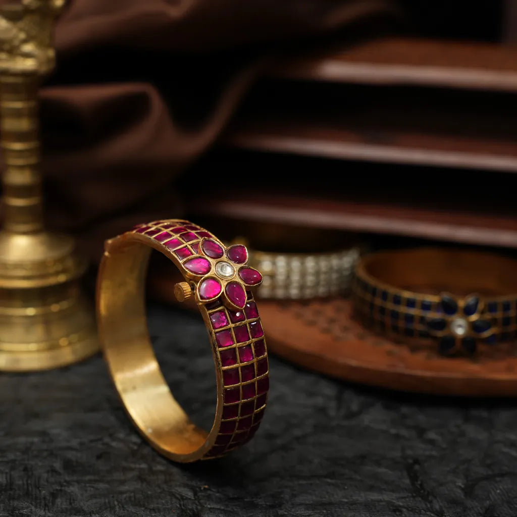Aakesh Polki Bangle - Red