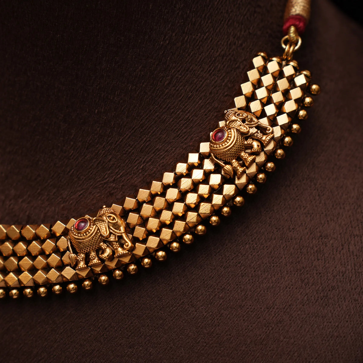 Aardita Antique Choker - Red
