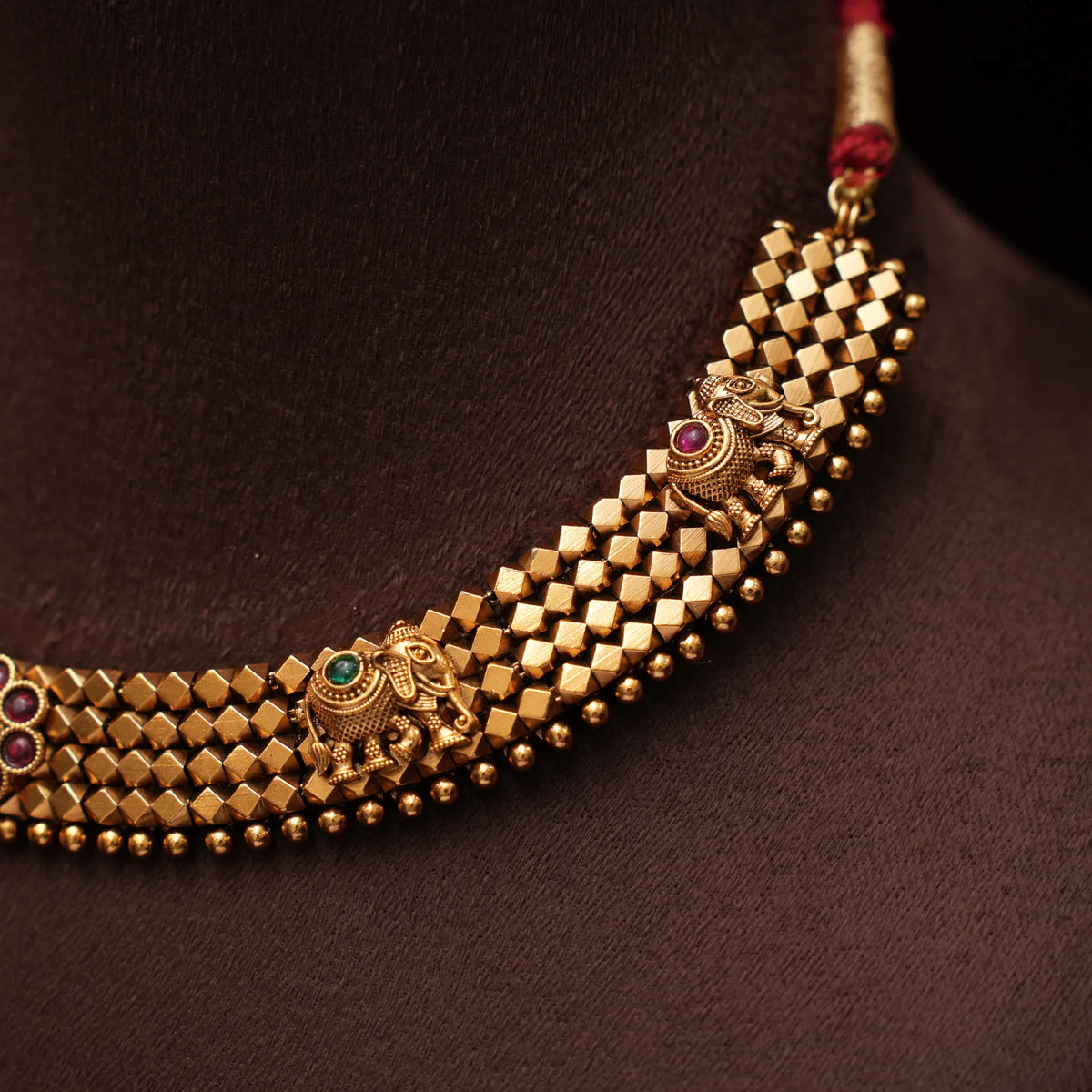 Aardita Antique Choker - Red and Green