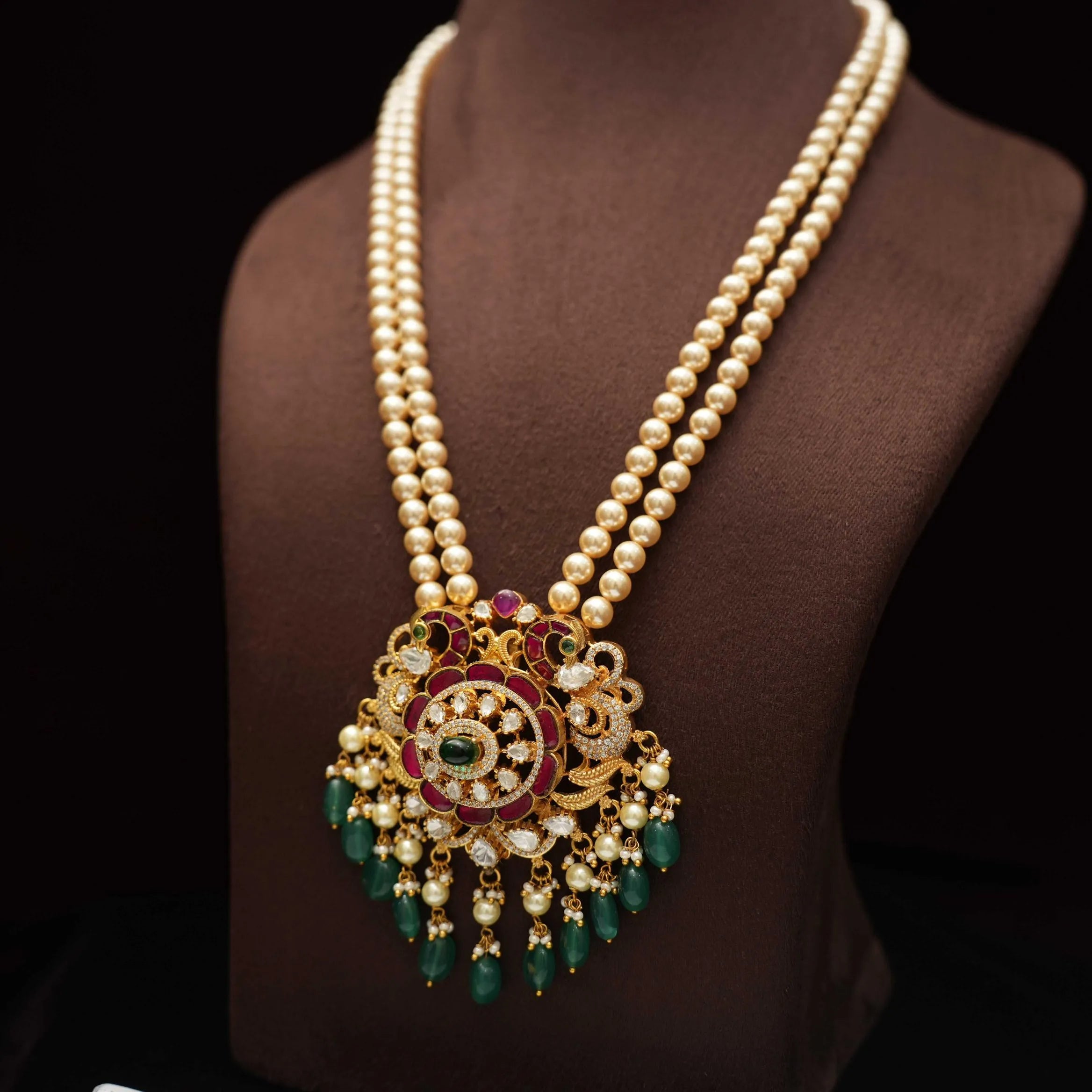 Abirami Pearl Necklace - Red