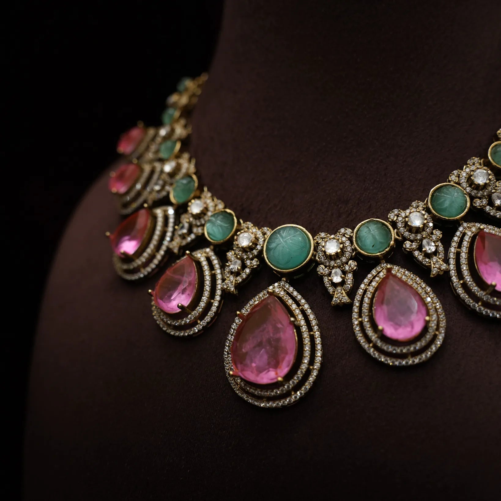 Aesha Victorian Polki Necklace - Pastel Pink