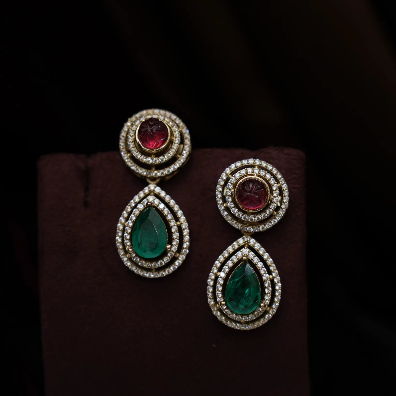 Aesha Victorian Polki Necklace - Red