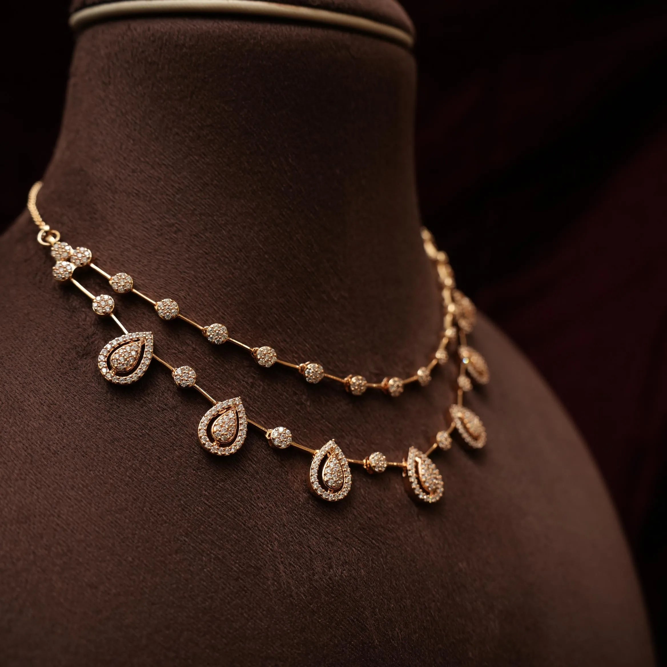 Ushi Zircon Necklace