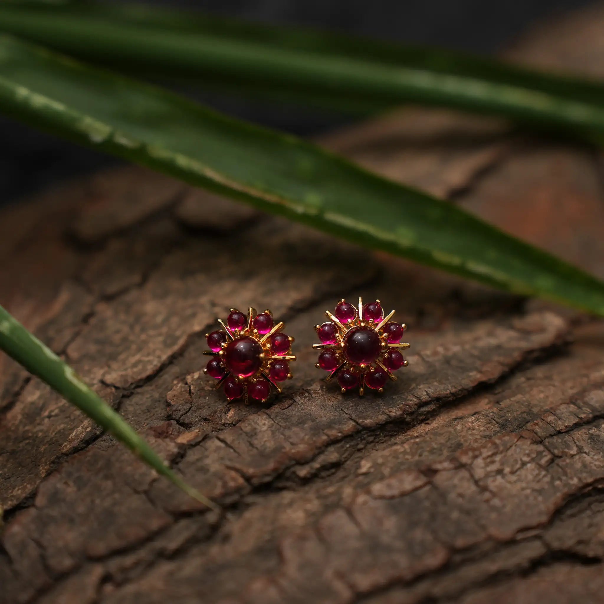 Alix Antique Ear Stud - Ruby