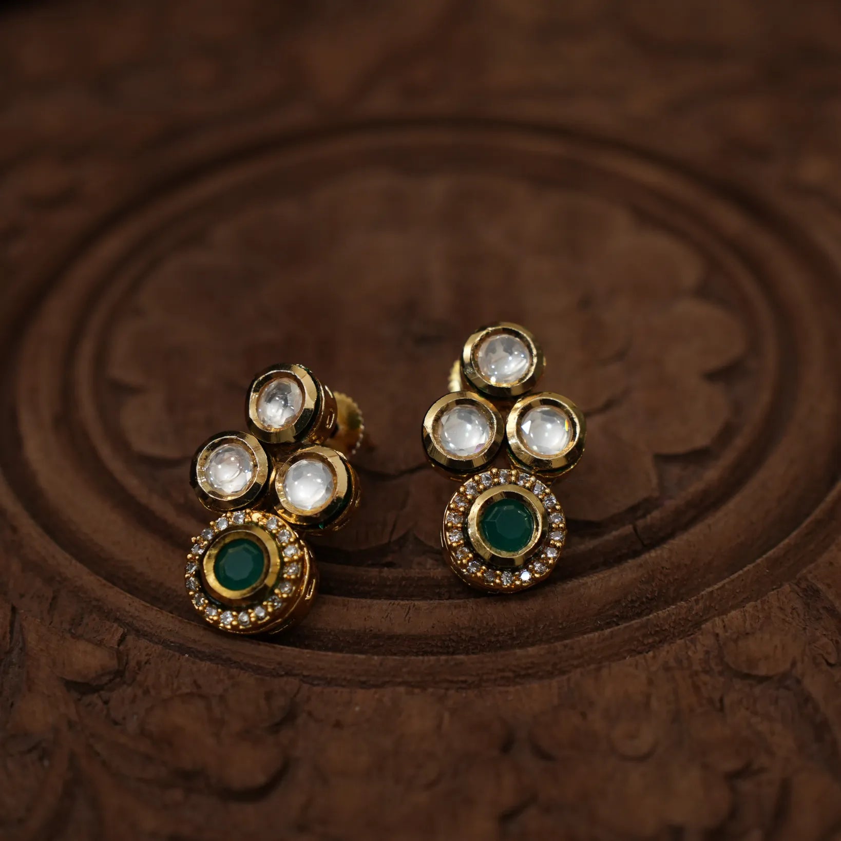 Amara Kundan Ear Stud - Vina