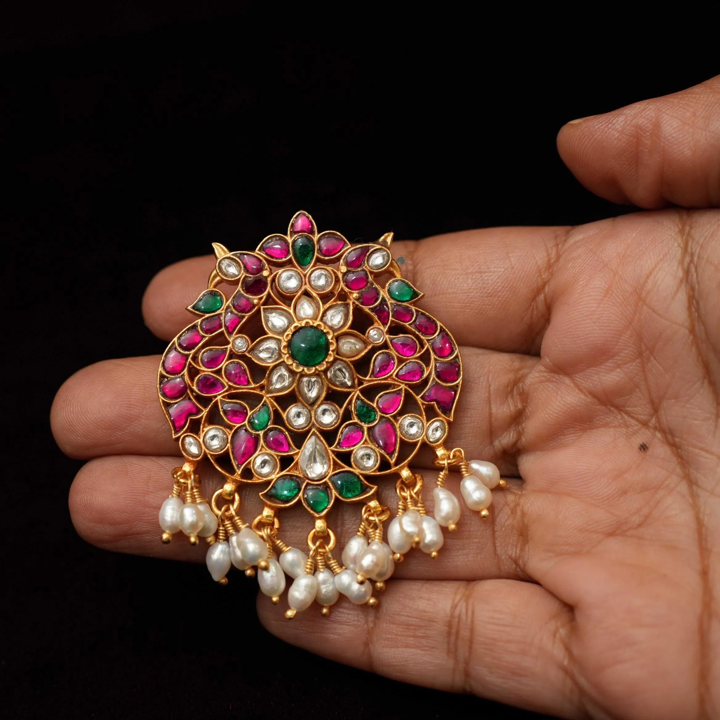 Amaya Silver Pendant