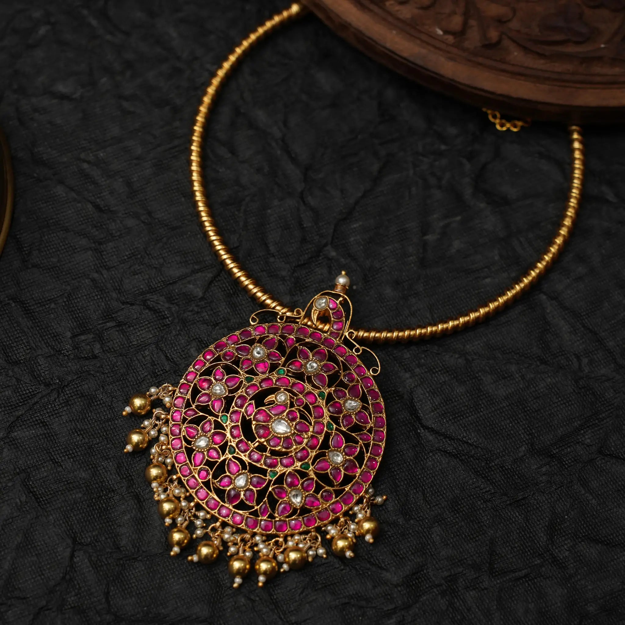 Amodini Silver Hasli Necklace