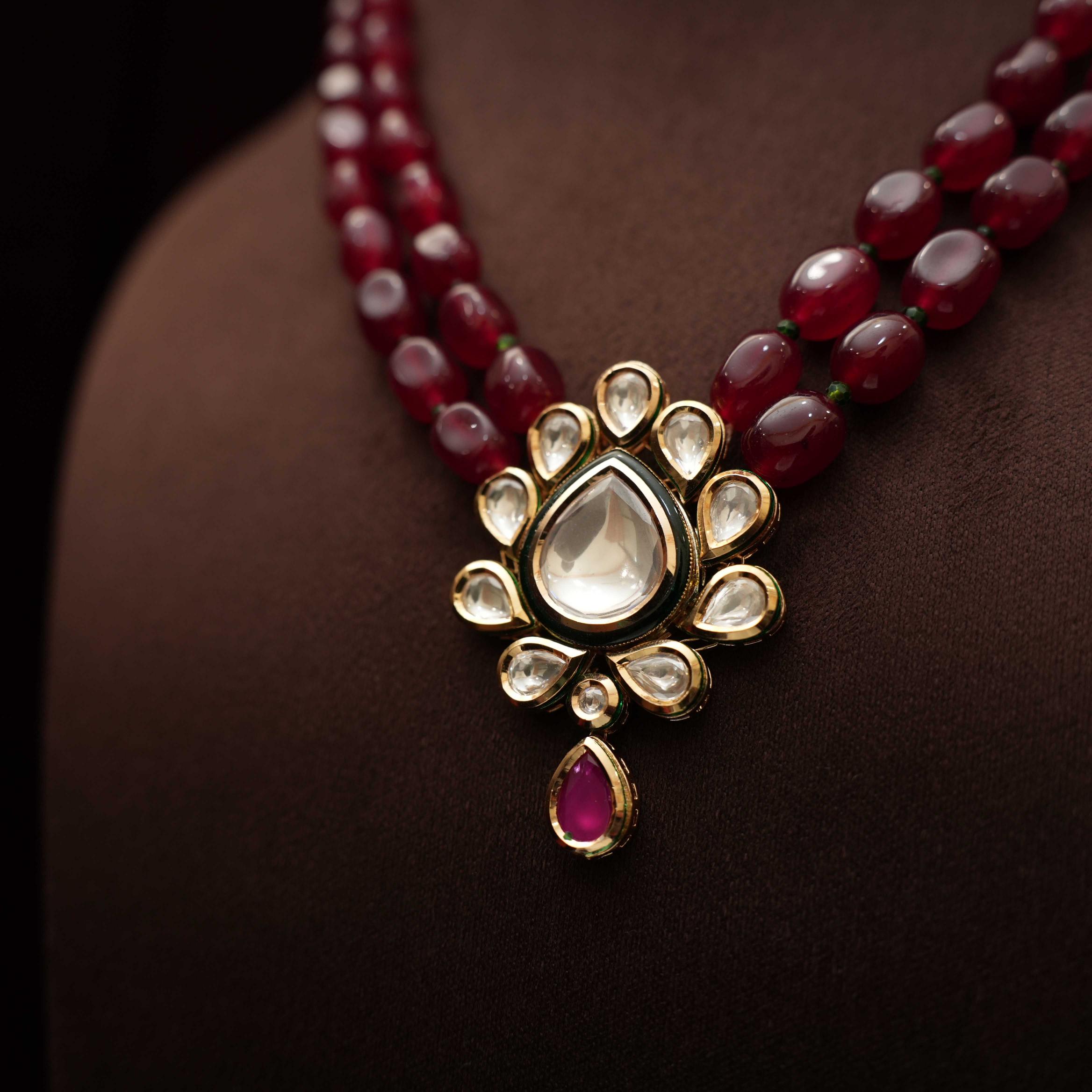 Amyra Beaded Kundan Necklace