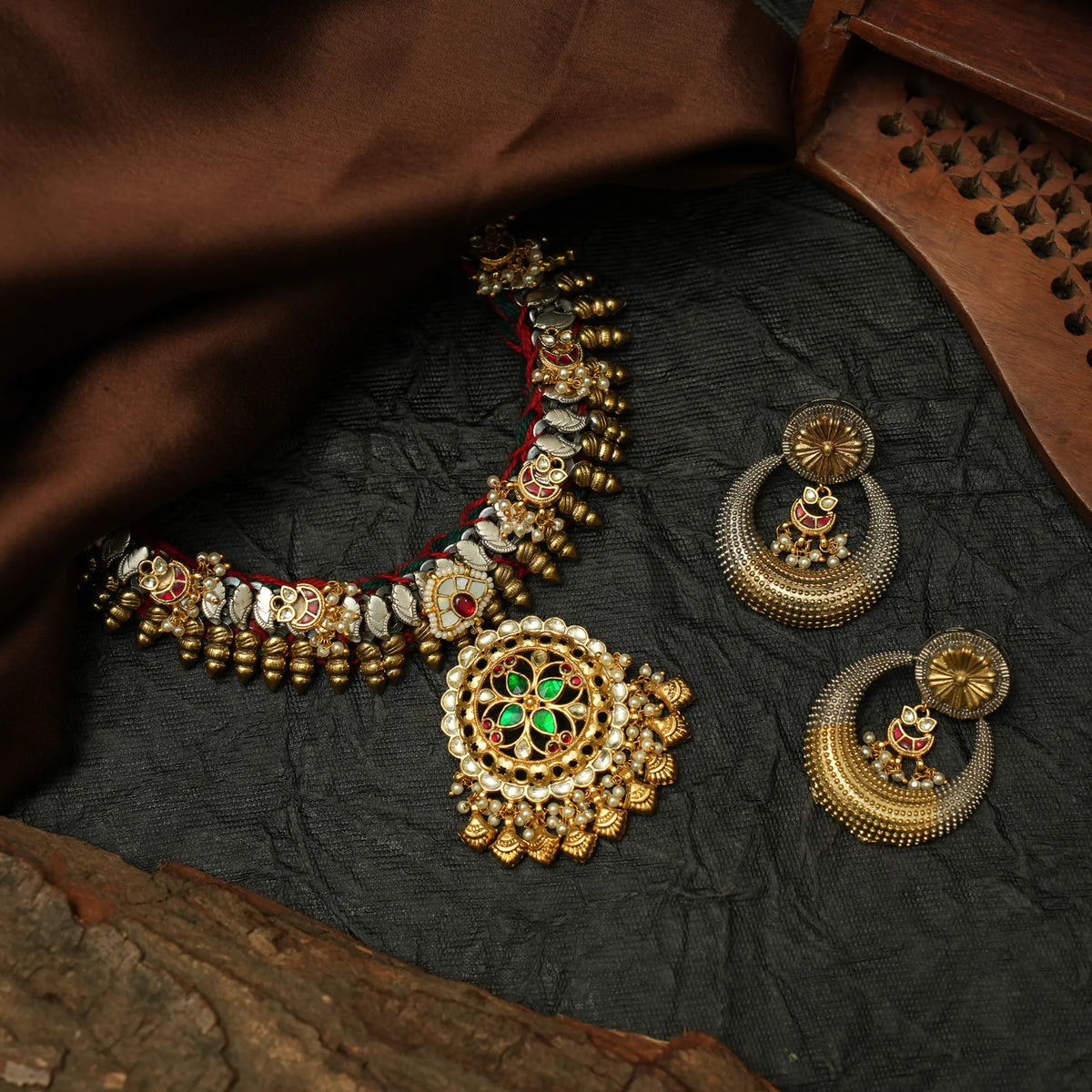 Anouka Victorian Polki Necklace - Zelia