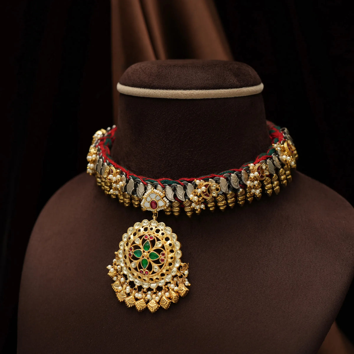 Anouka Victorian Polki Necklace - Zelia