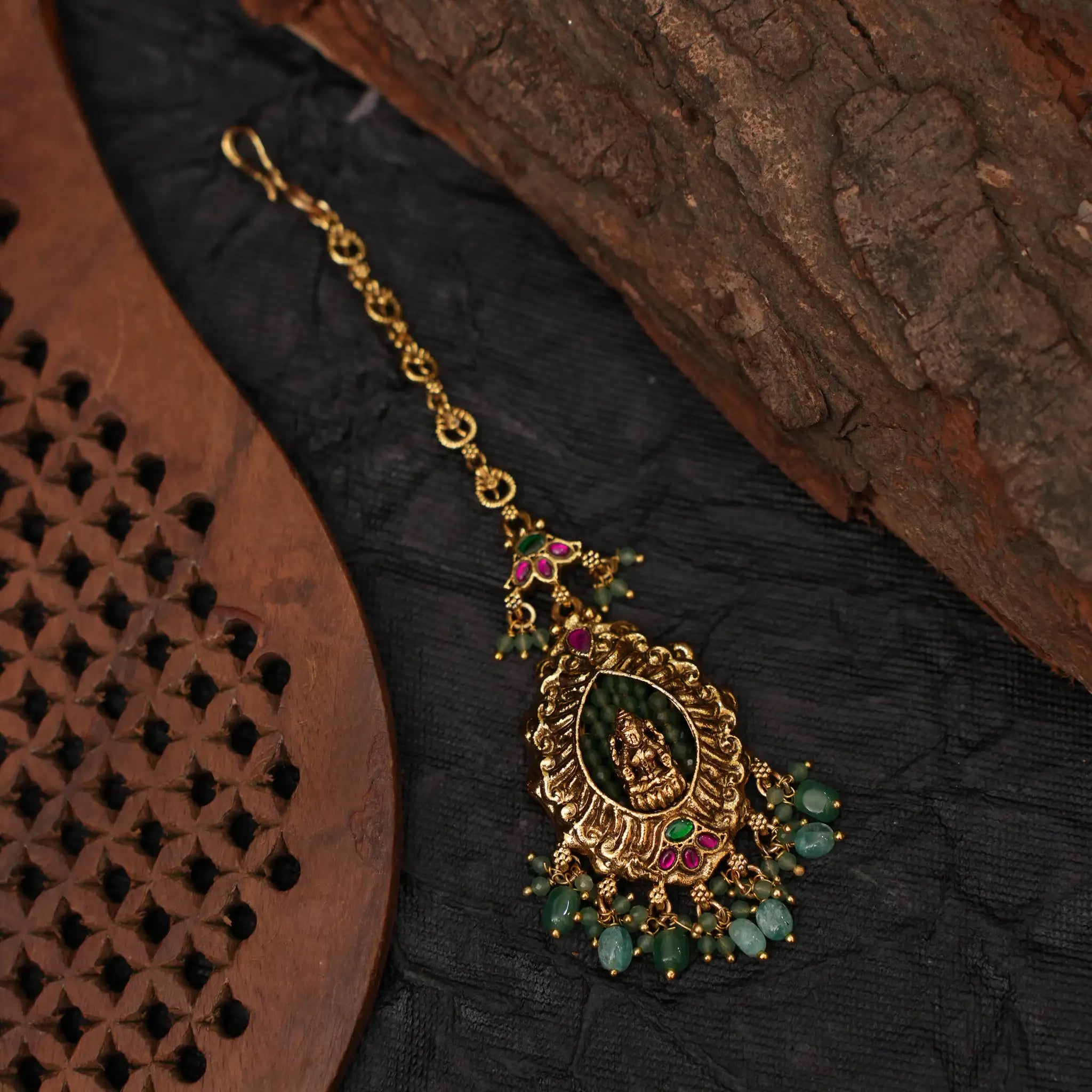 Aparna Antique Tikka