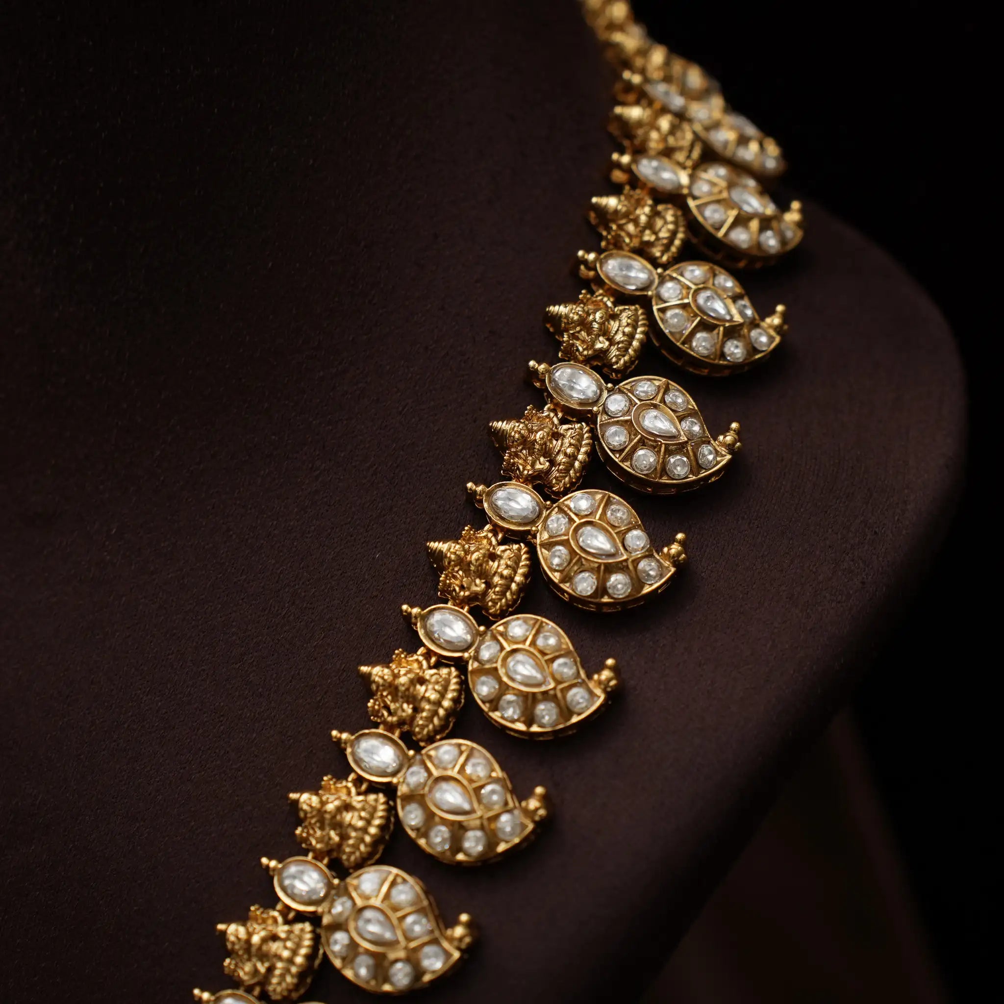 Aparna Mango Antique Necklace - Ria
