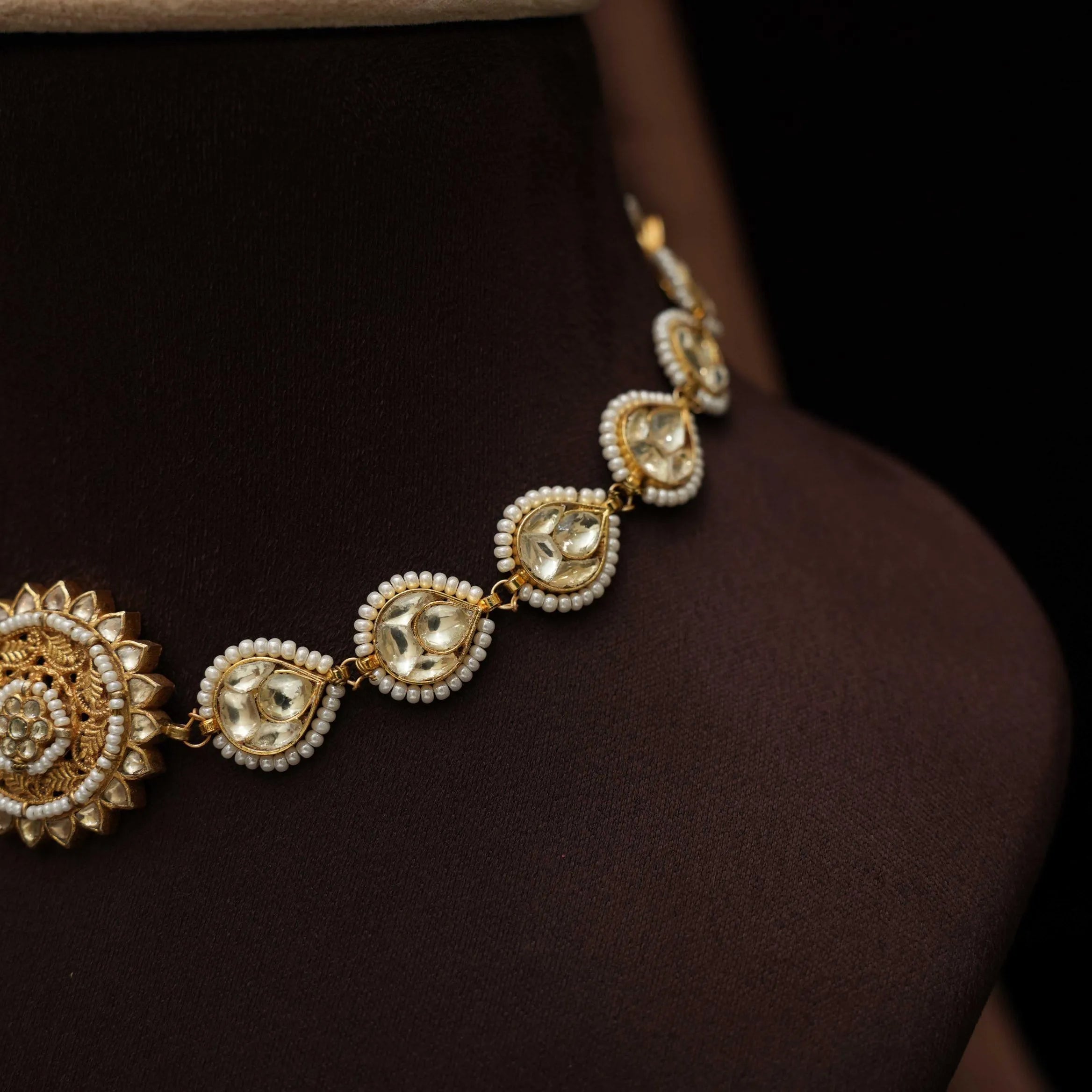 Apeshka Polki Choker - Floral