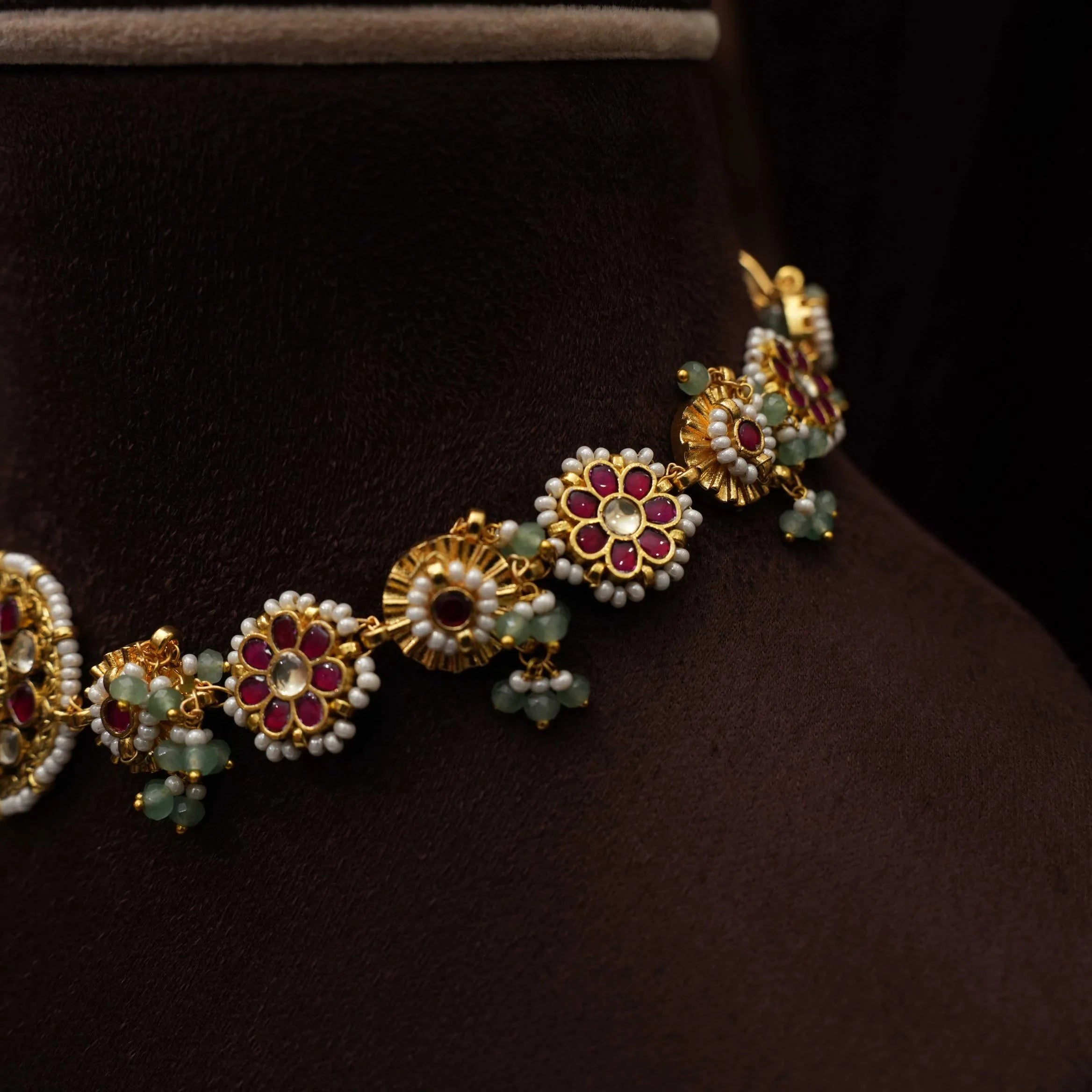 Apeshka Polki Choker - Liya