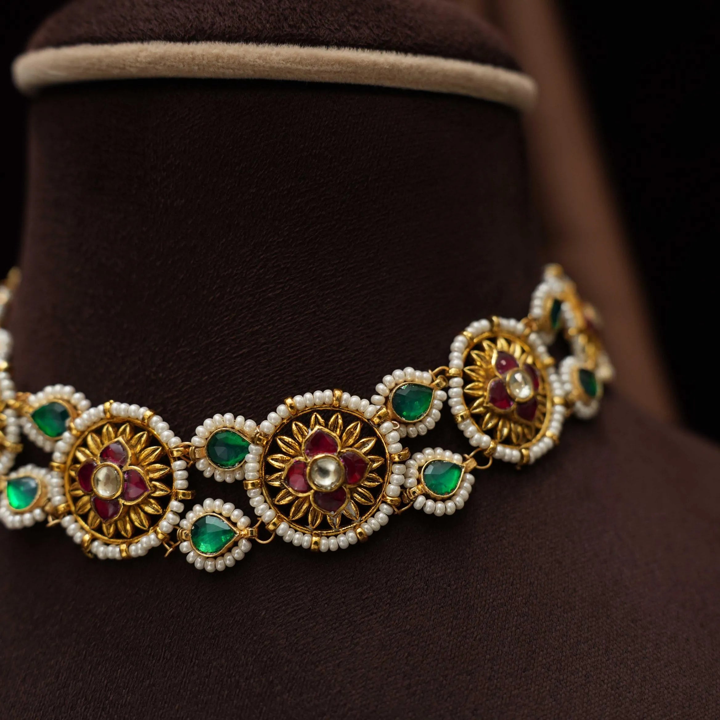 Apeshka Polki Choker - Pia