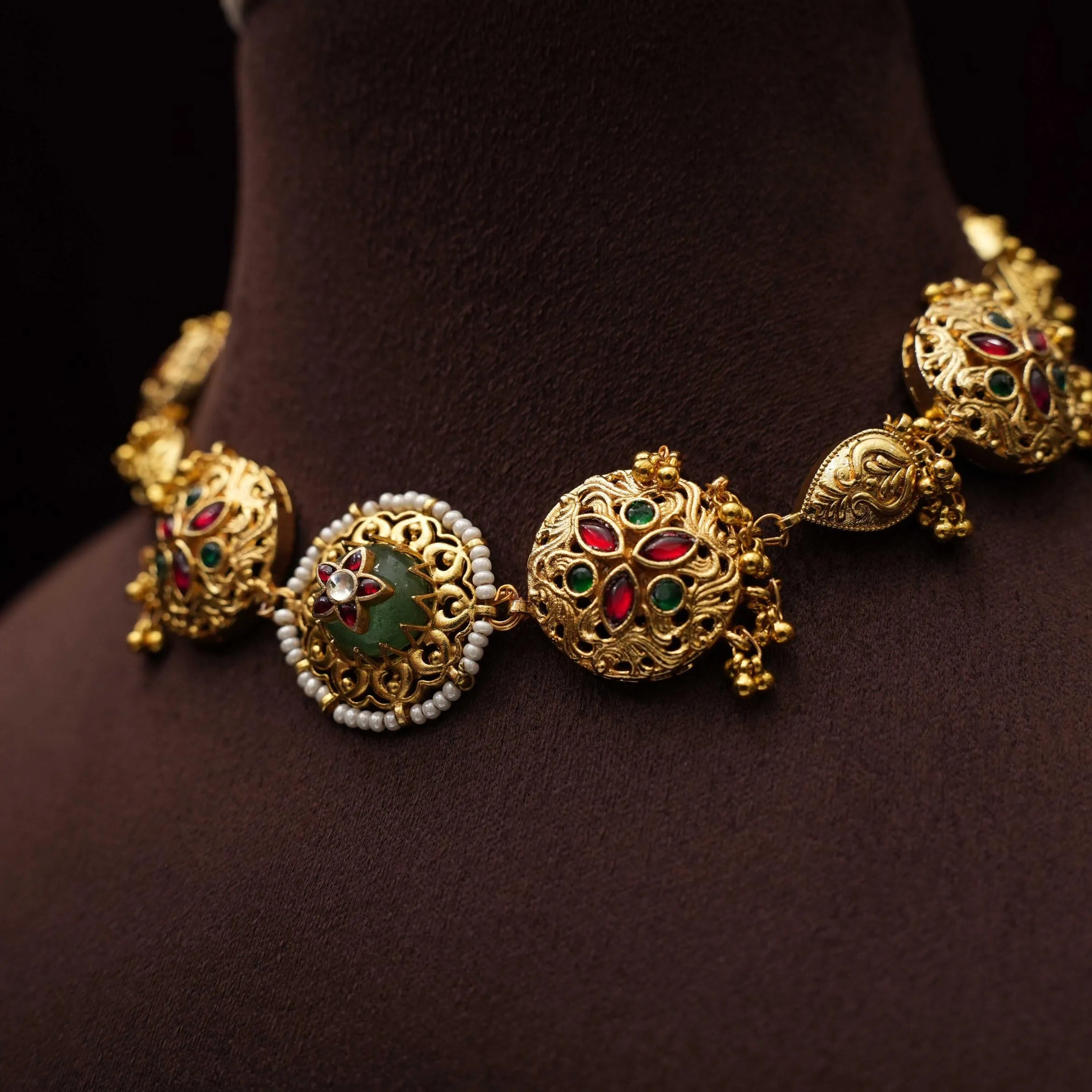 Apeshka Polki Choker - Tiya