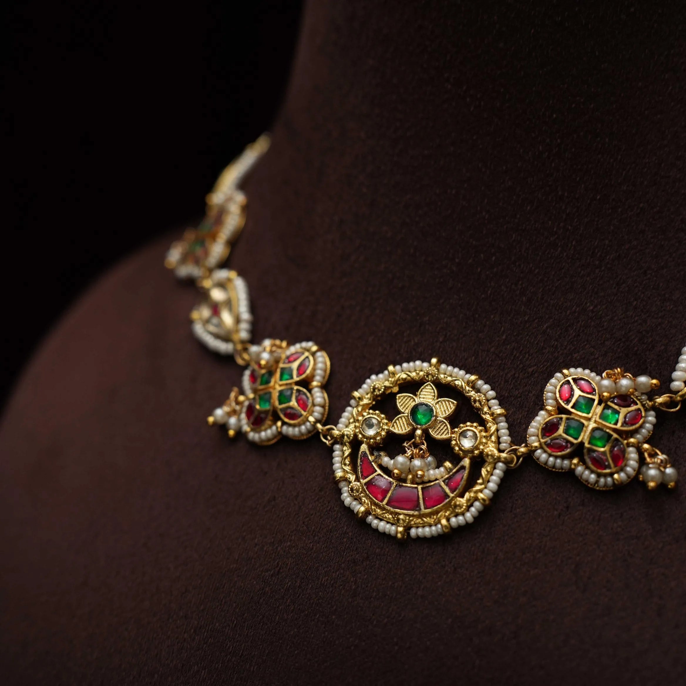 Apeshka Polki Choker - Yatin