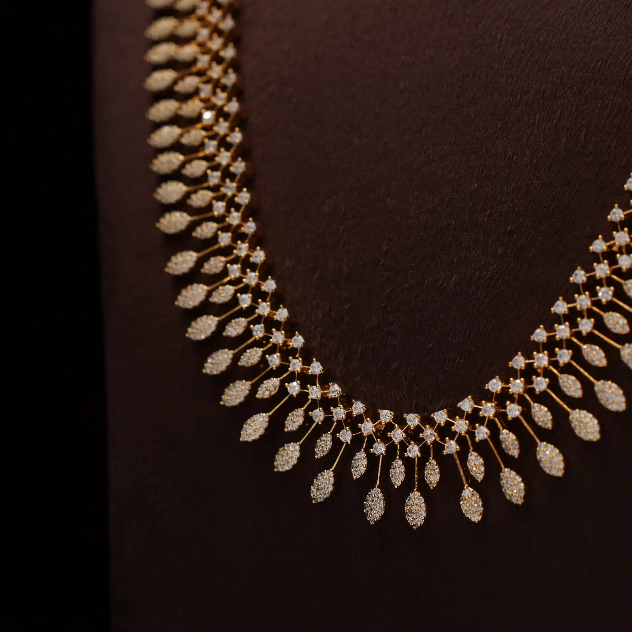 Aruni Zircon Necklace - White