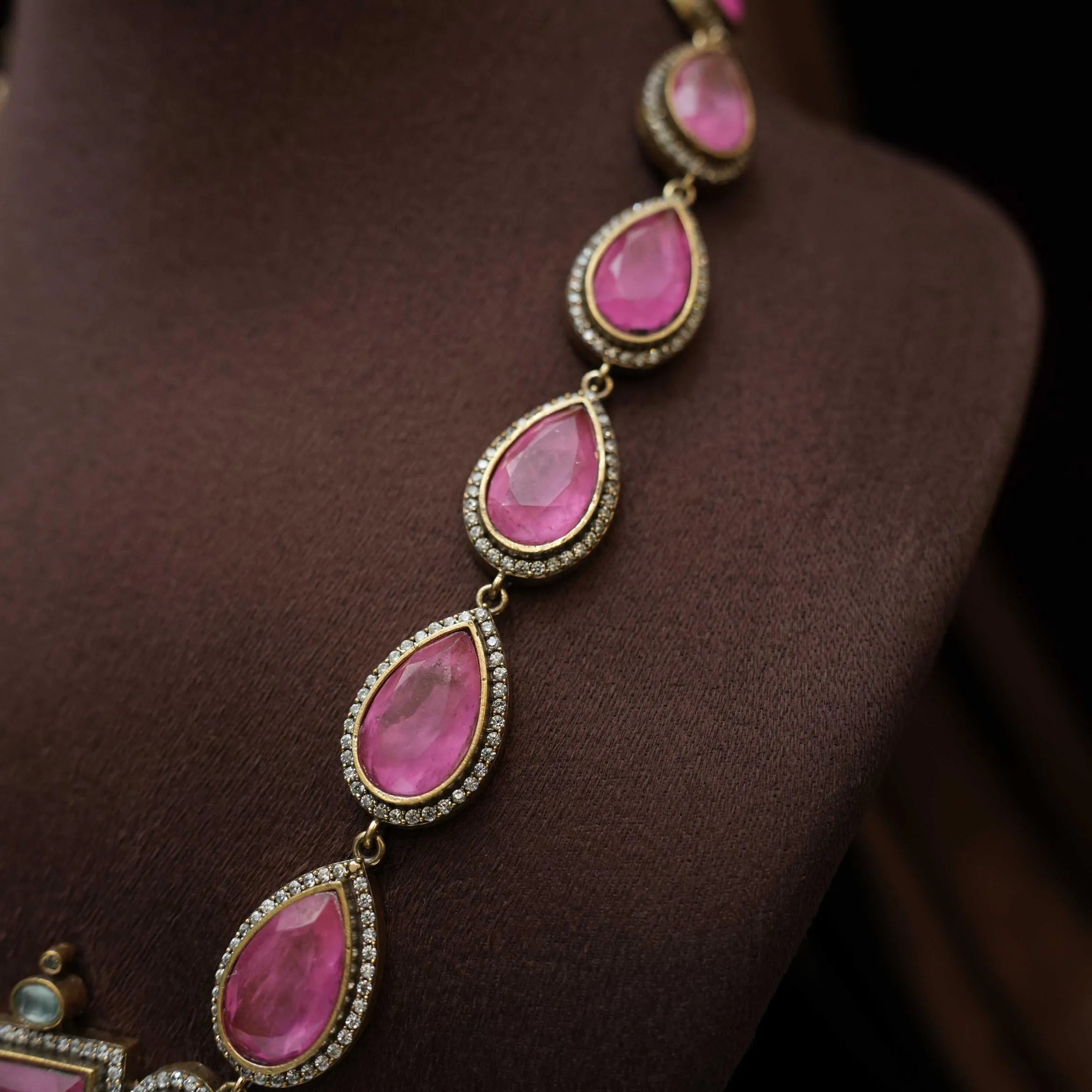 Aswini Polki Necklace - Bright Pink