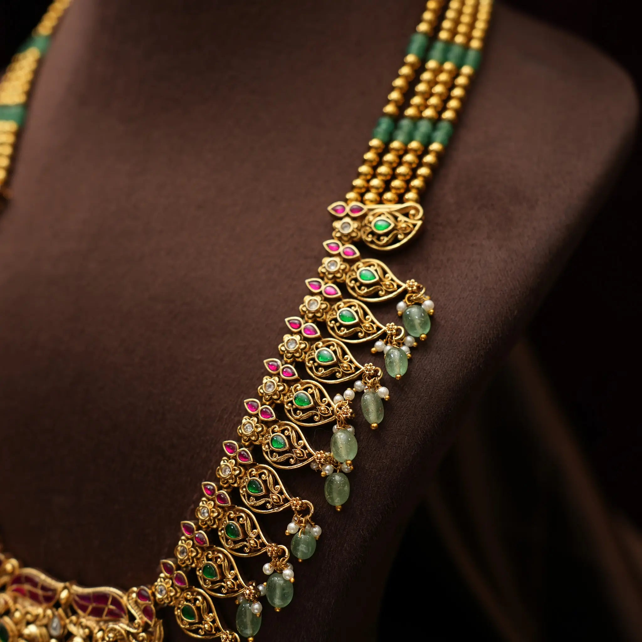 Avantika Antique Necklace - Red