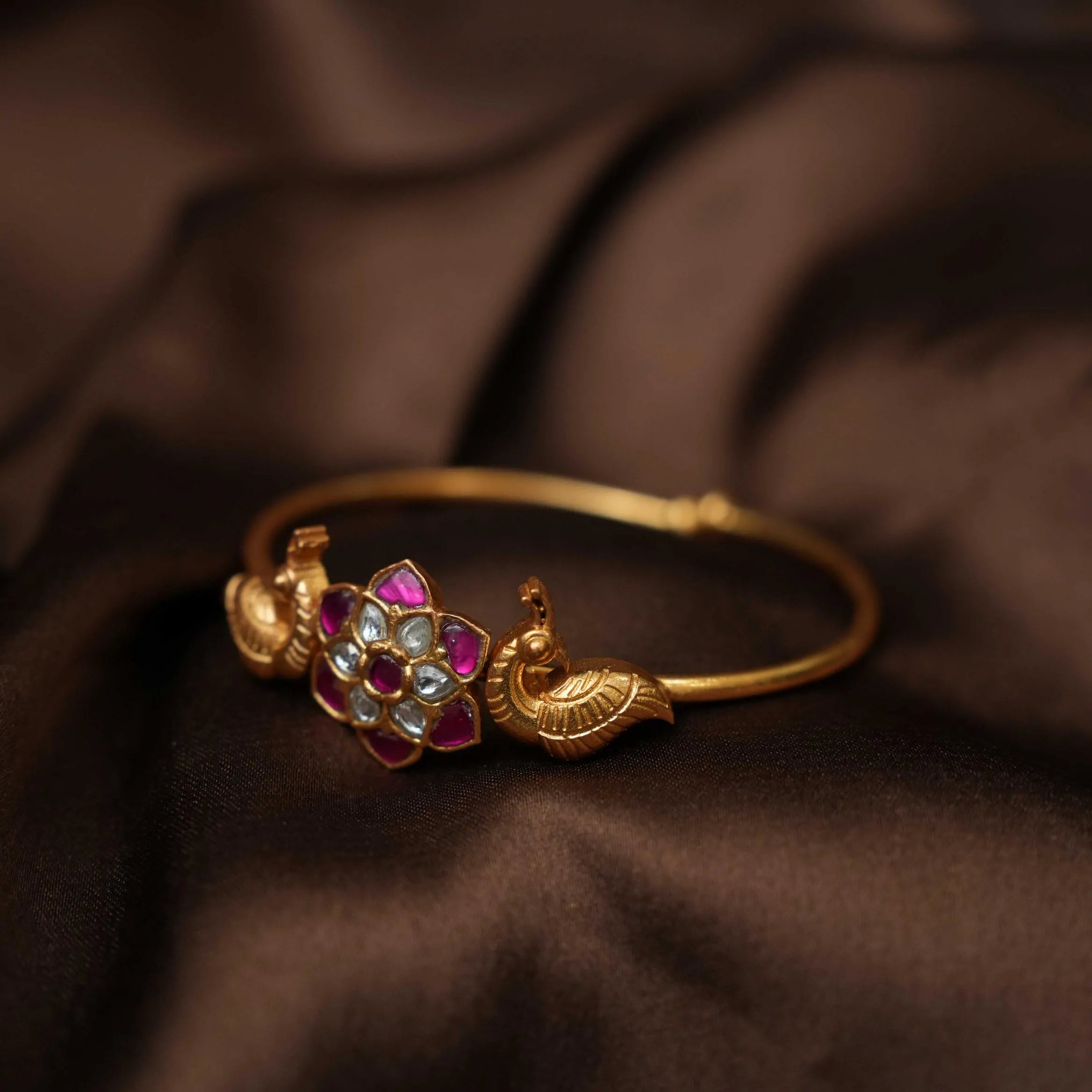 Avika Silver Kada Bangle