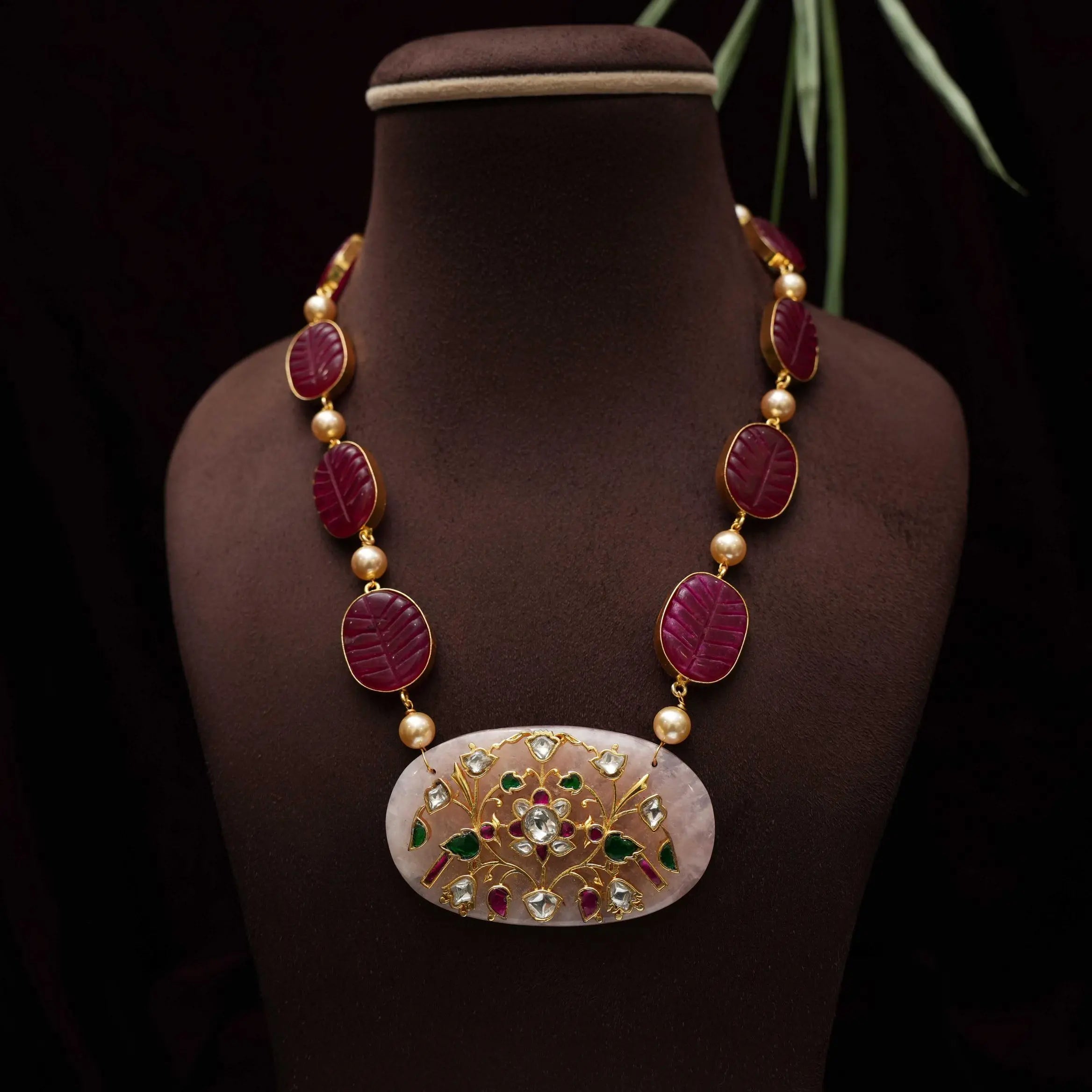 Avleen Polki Necklace - Reddish Pink