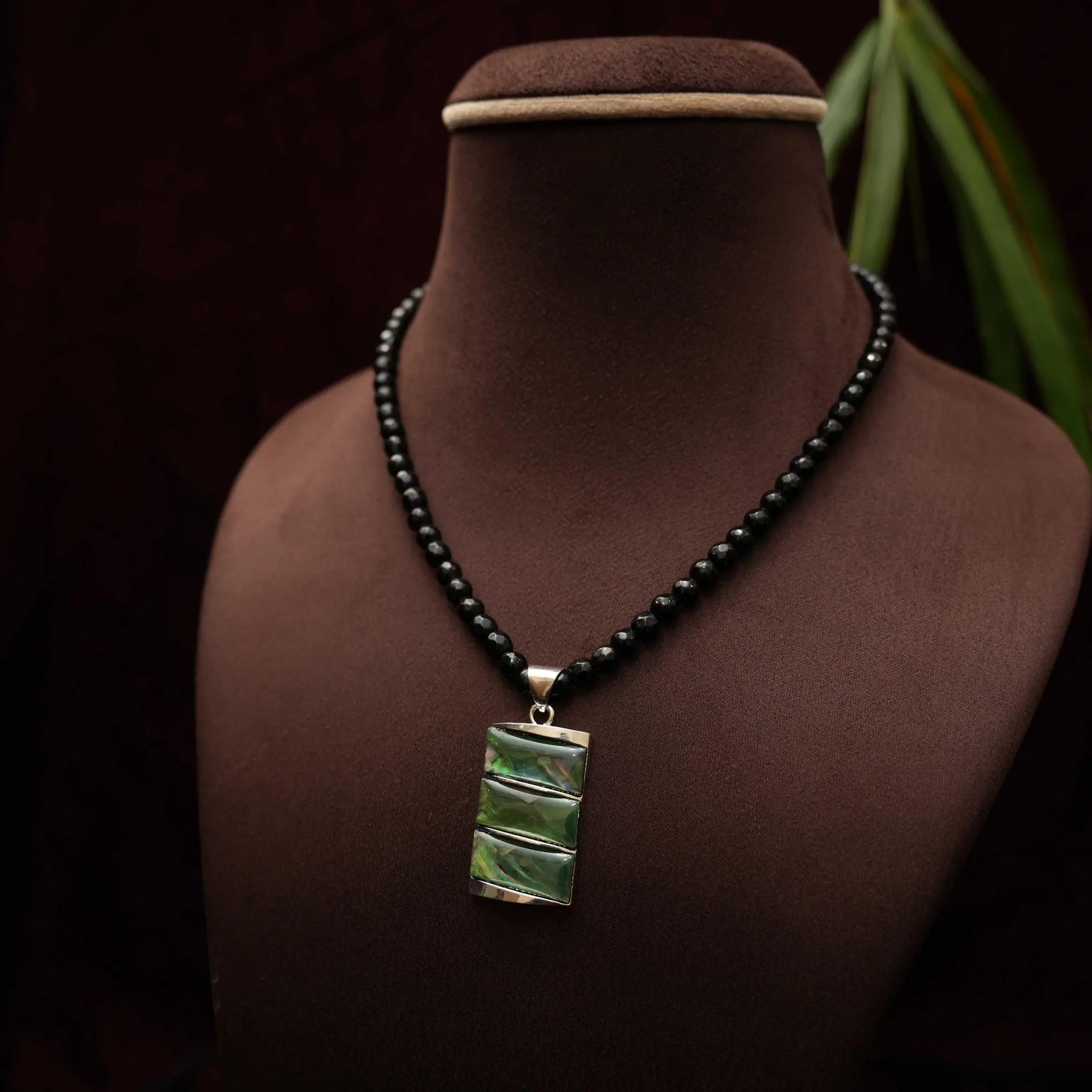 Baani Beaded Necklace - Green