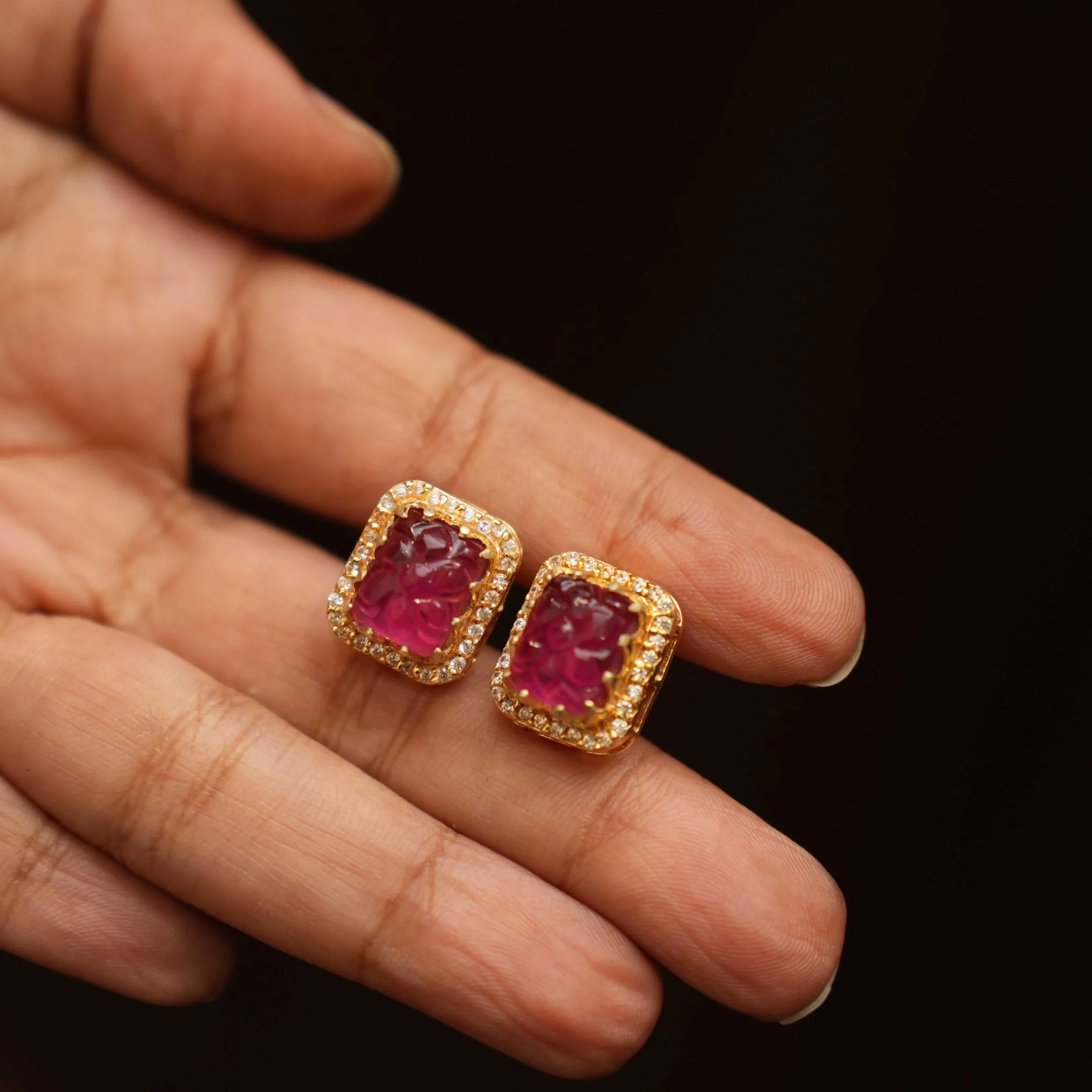 Babul Silver Ear Stud - Red