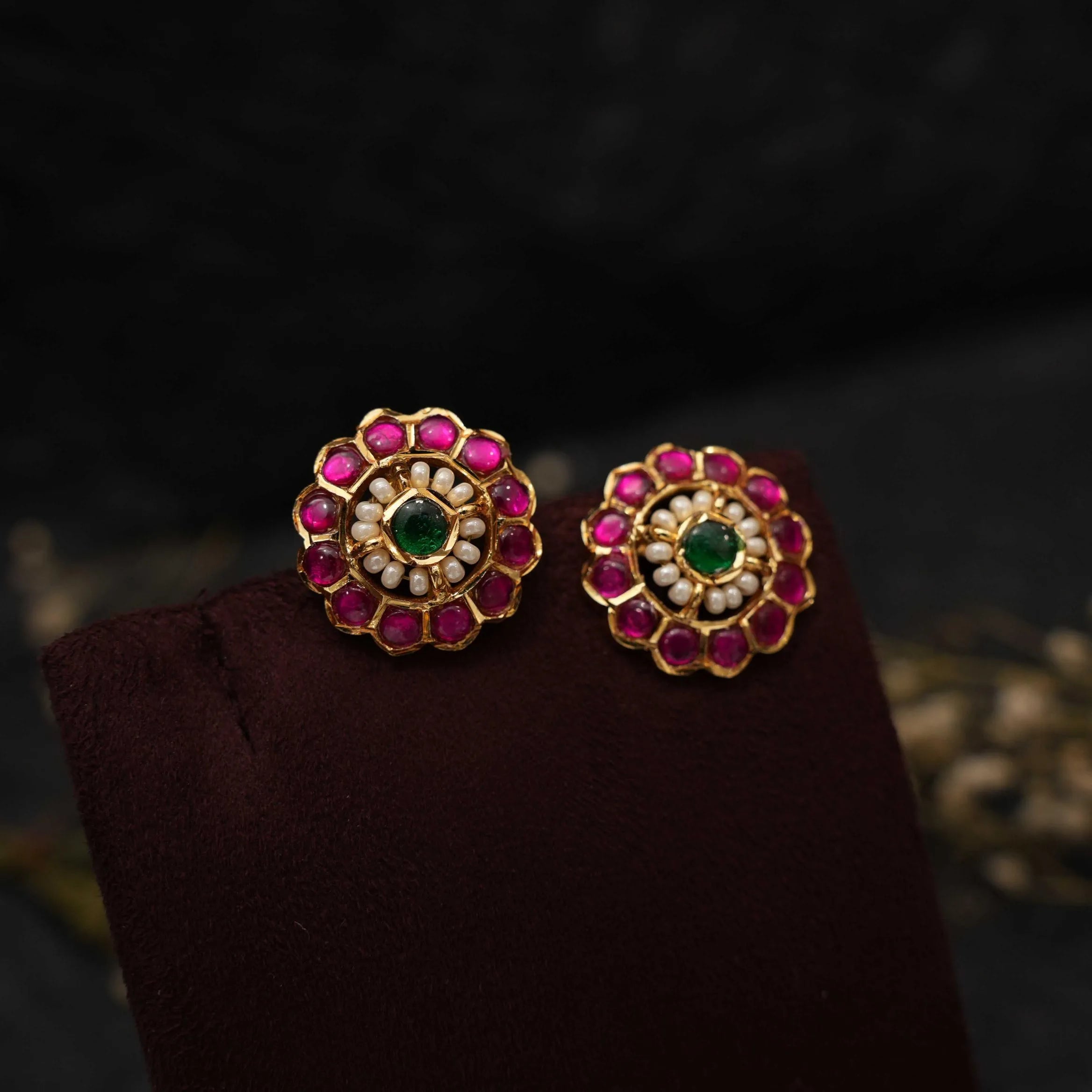 Basra Antique Ear Stud - Red