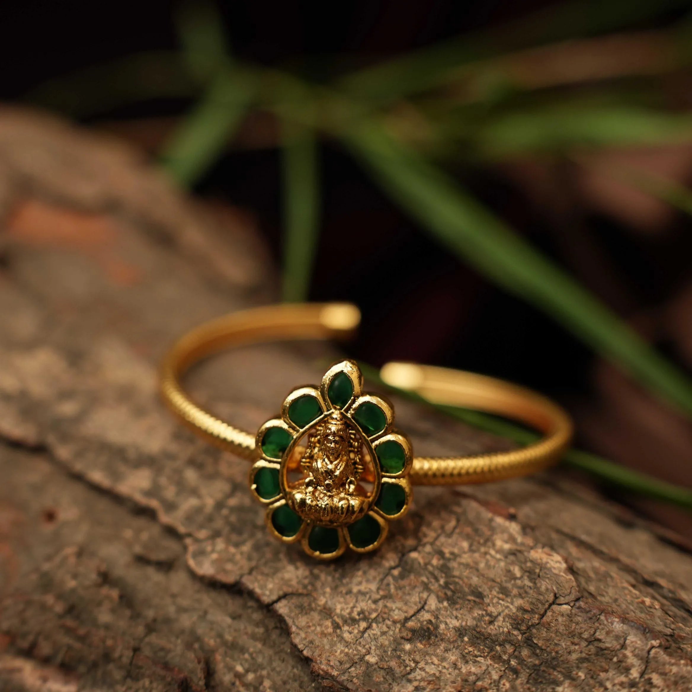 Bhavika Antique Bangle