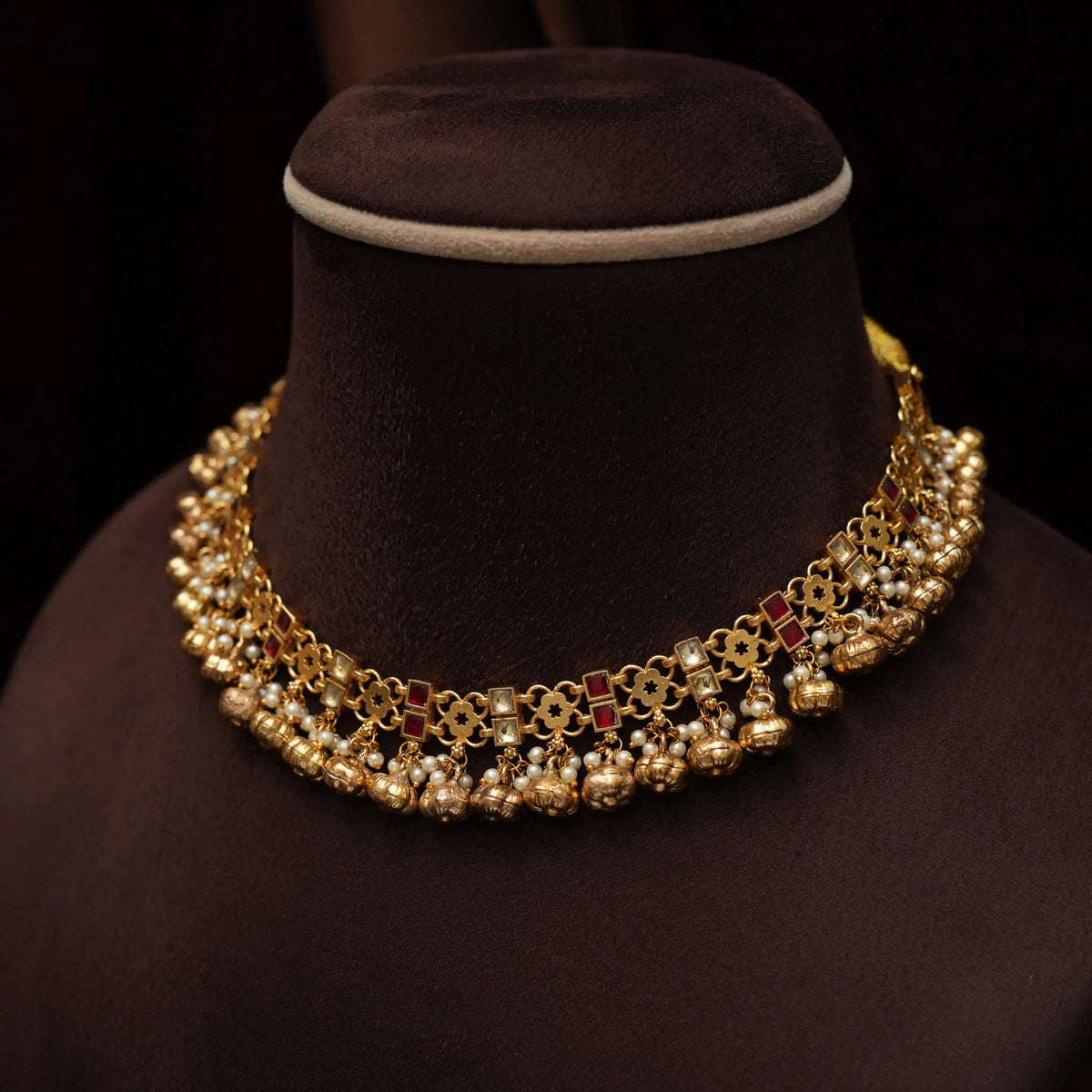 Bhrithi Antique Choker - Red and White