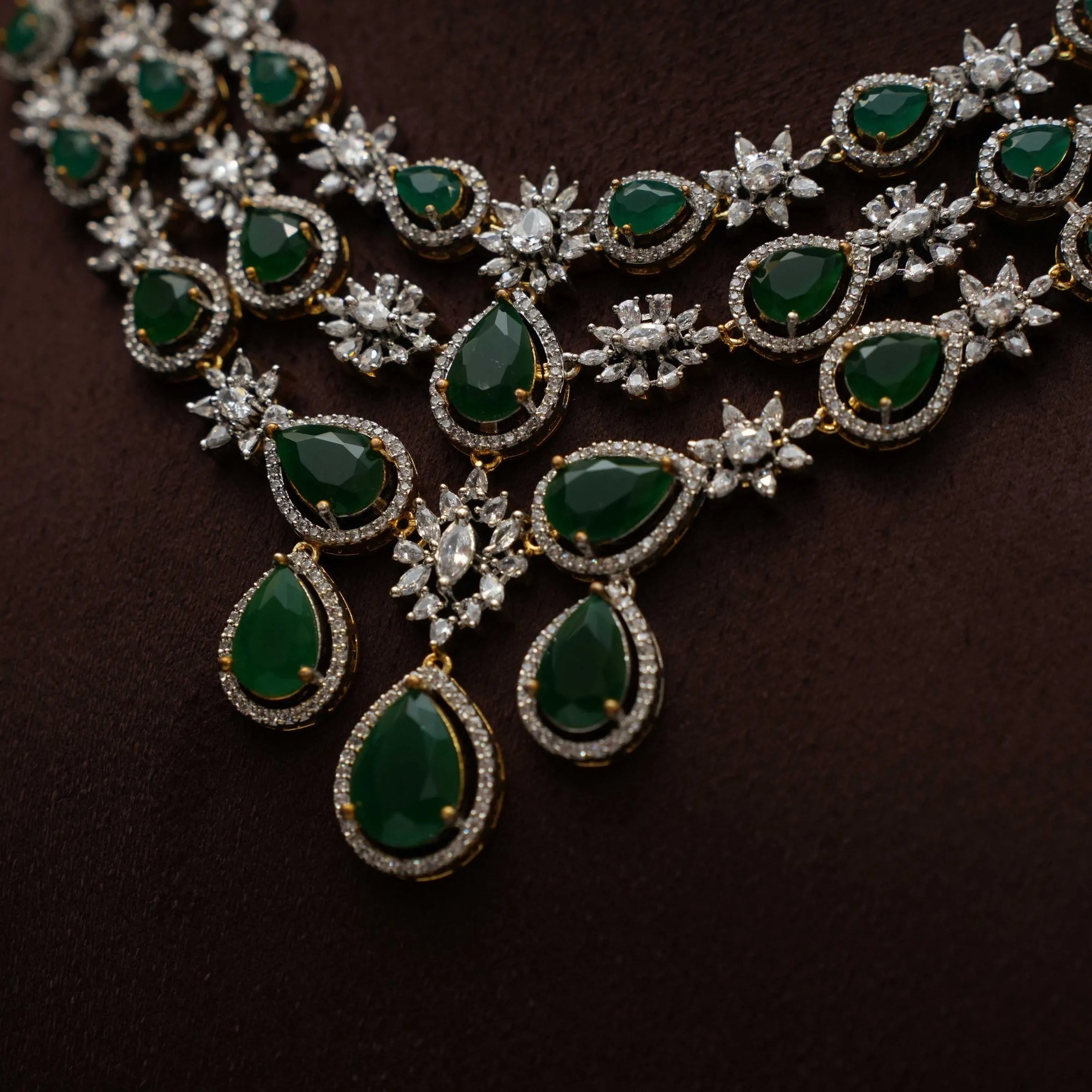 Bhuvika Zircon Necklace