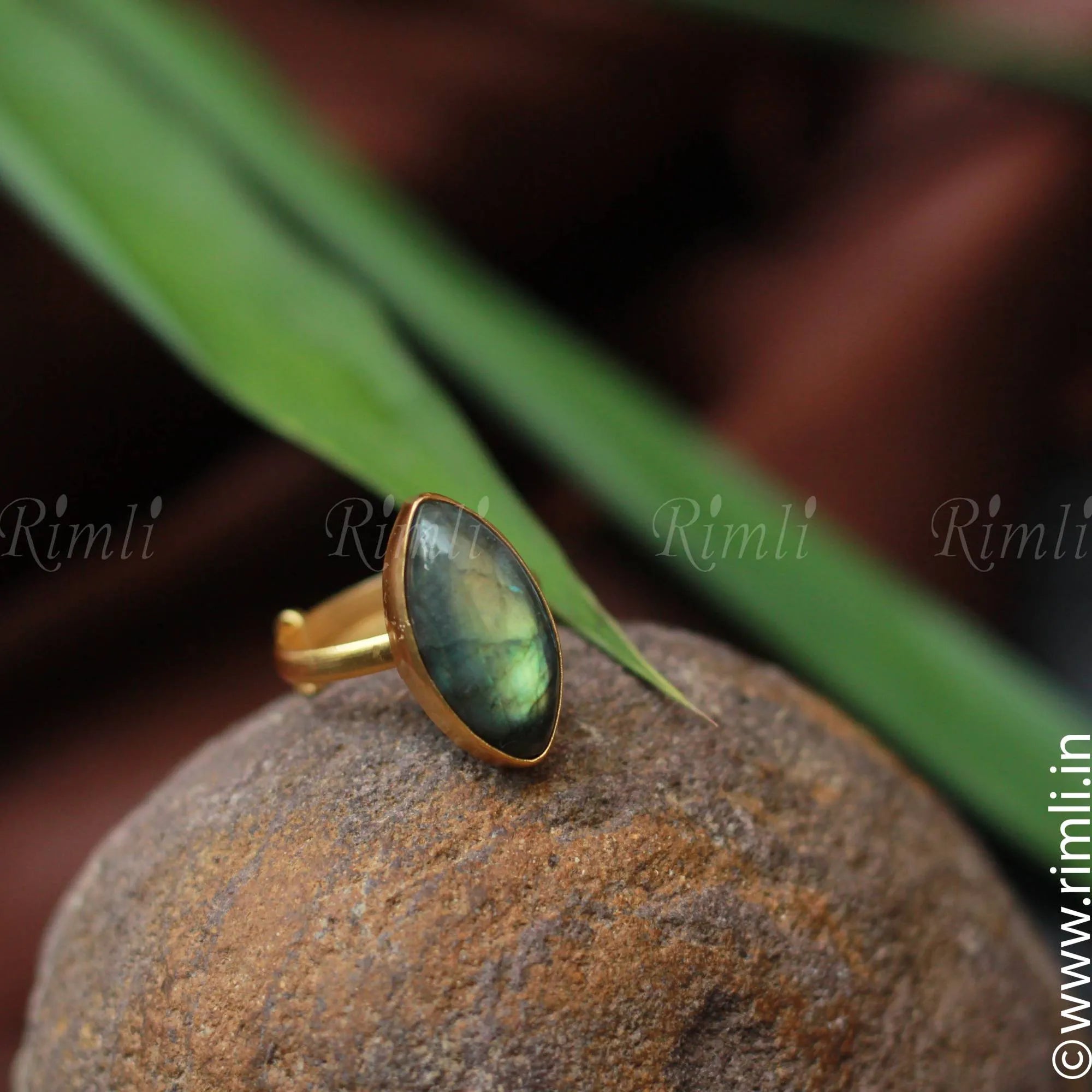 Agira Ring - Green - Rimli Boutique