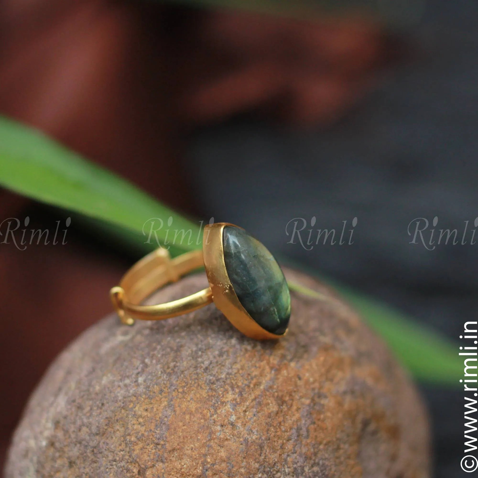 Agira Ring - Green - Rimli Boutique