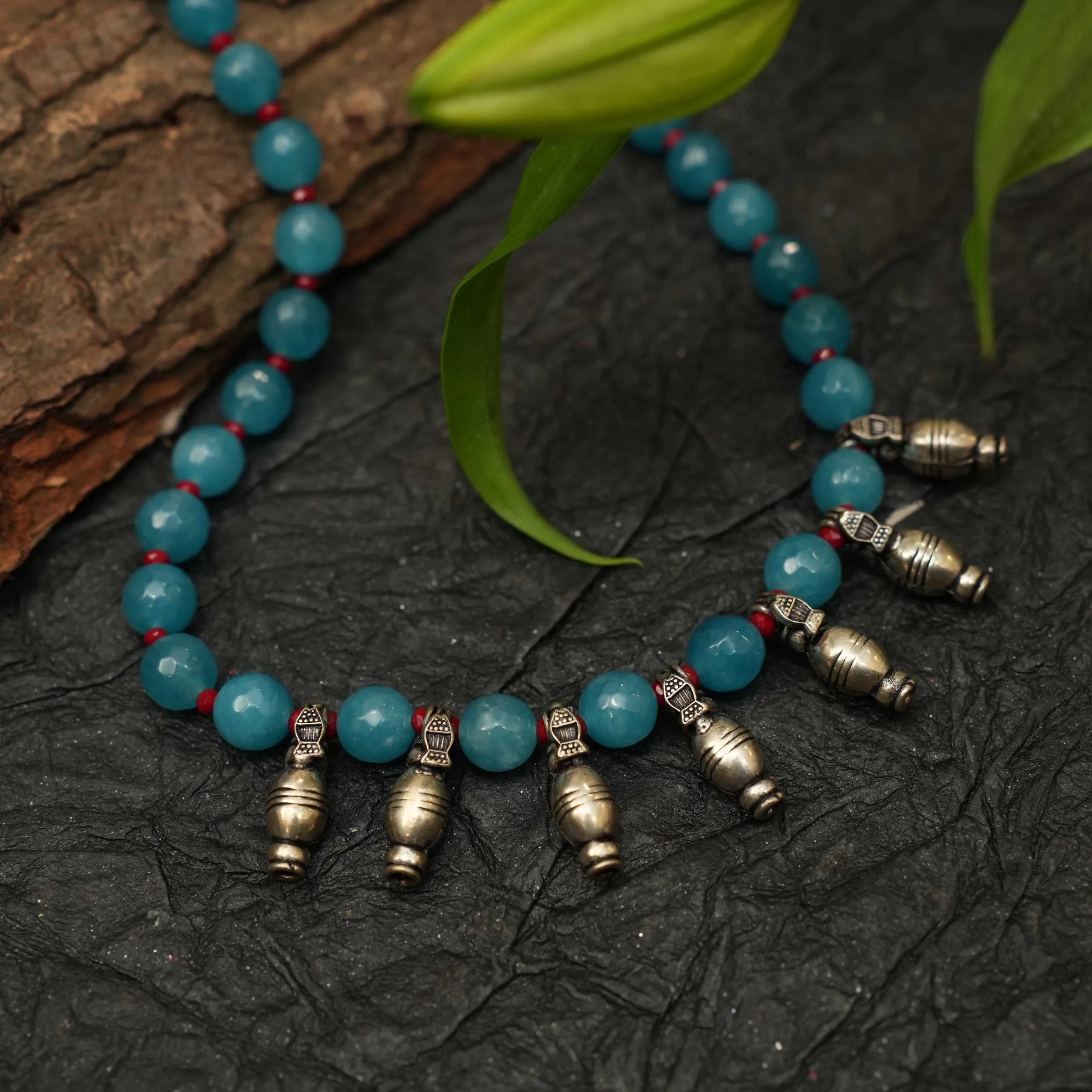 Casual Blue Beaded Necklace