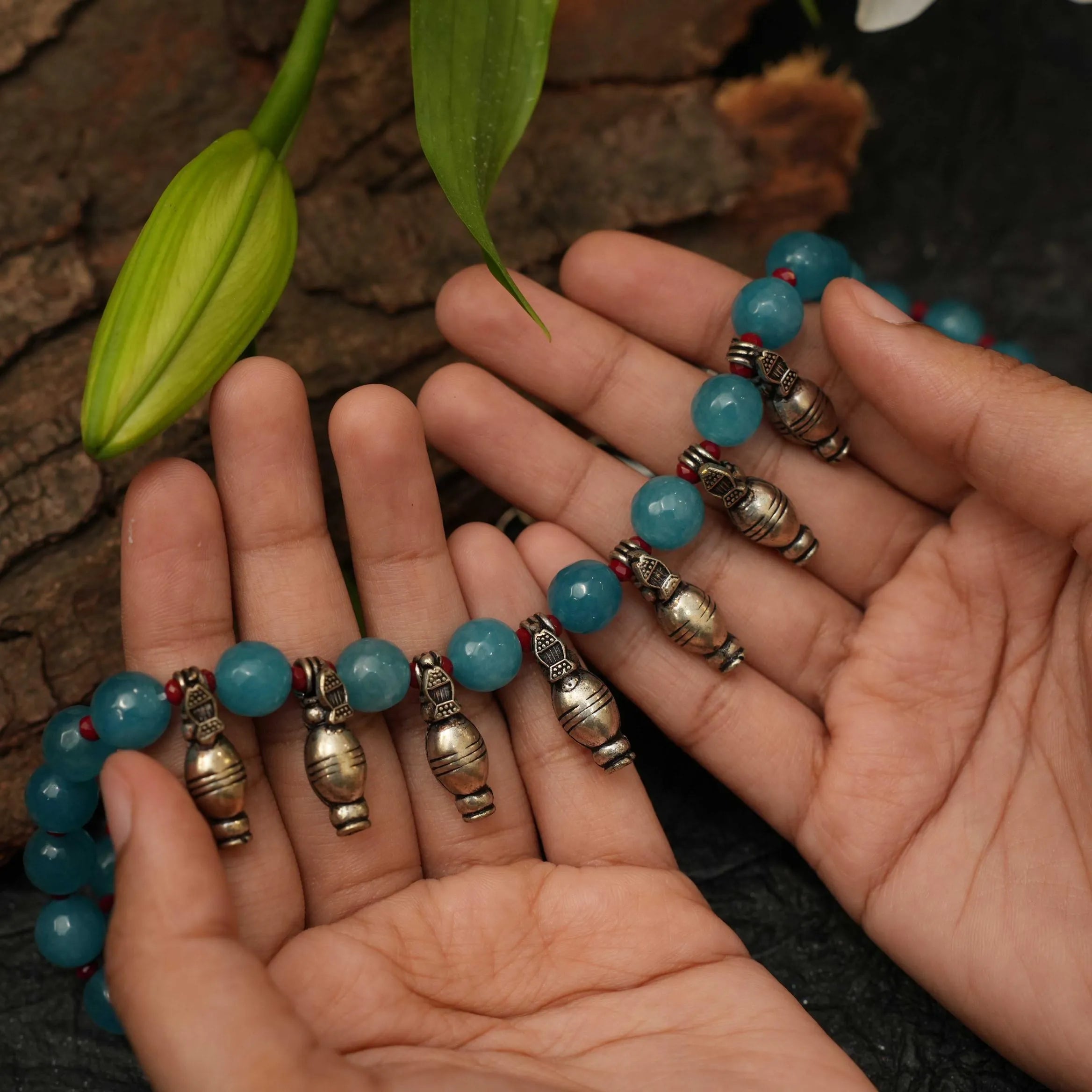 Casual Blue Beaded Necklace