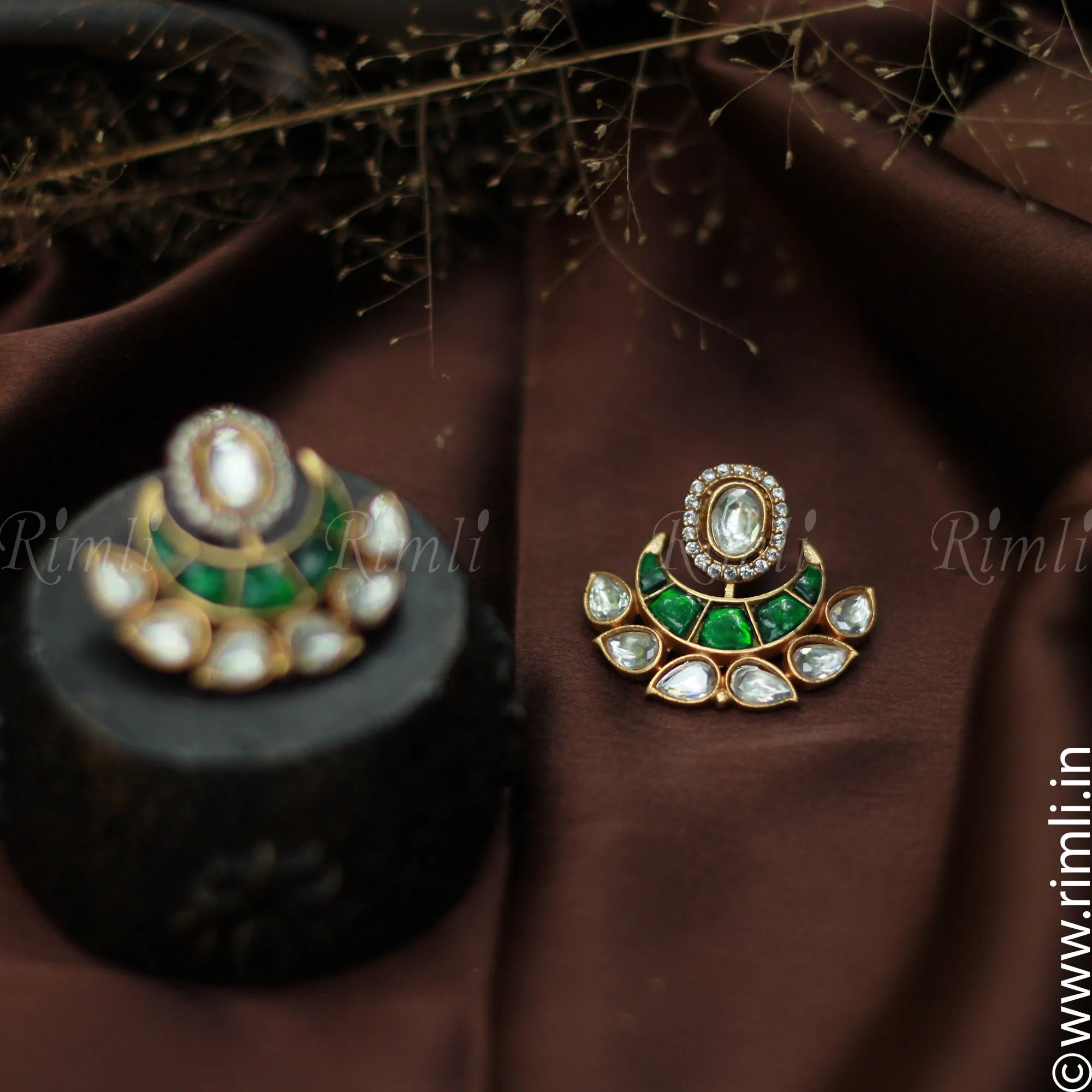 Chand Ear Stud - Green