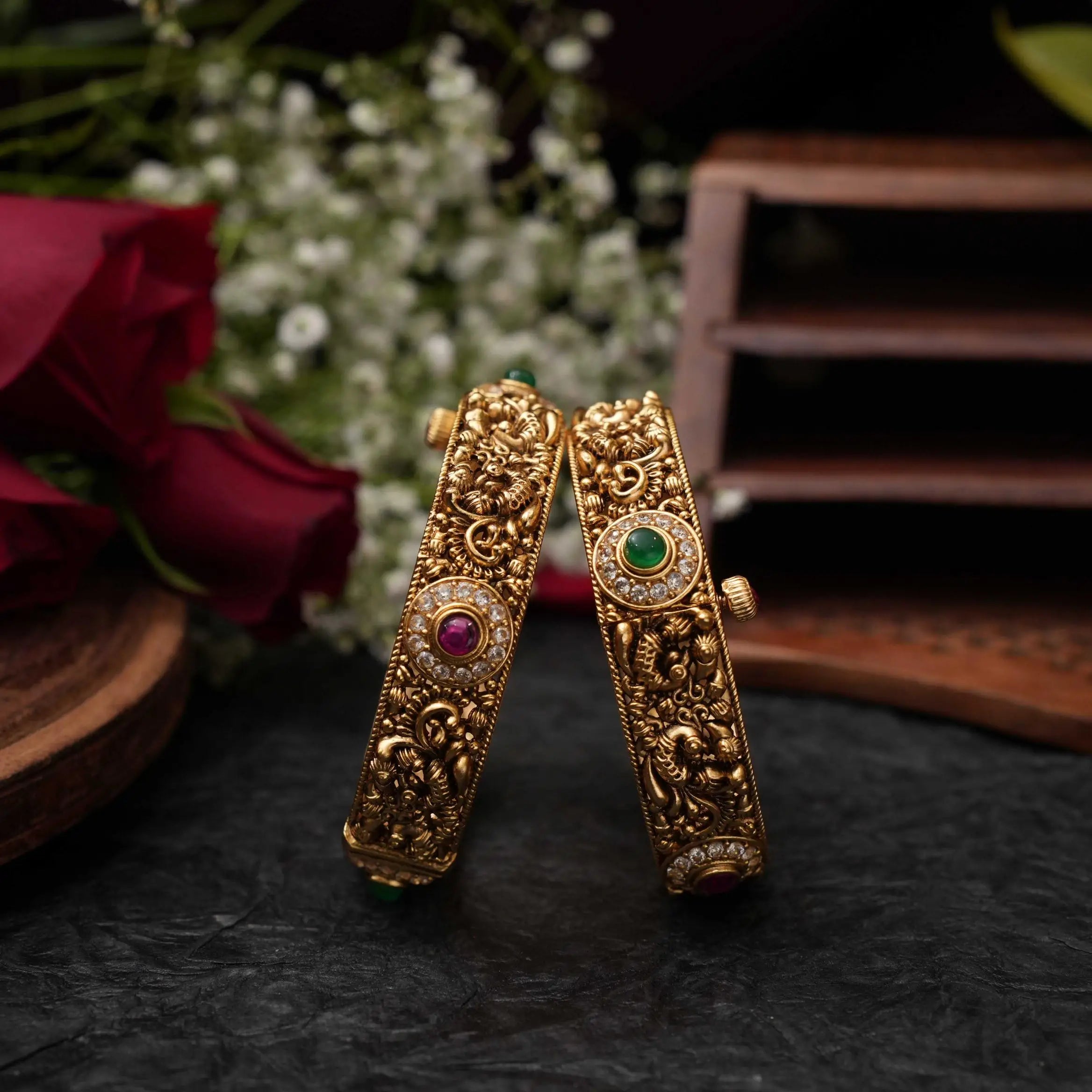 Chansaya Antique Bangles