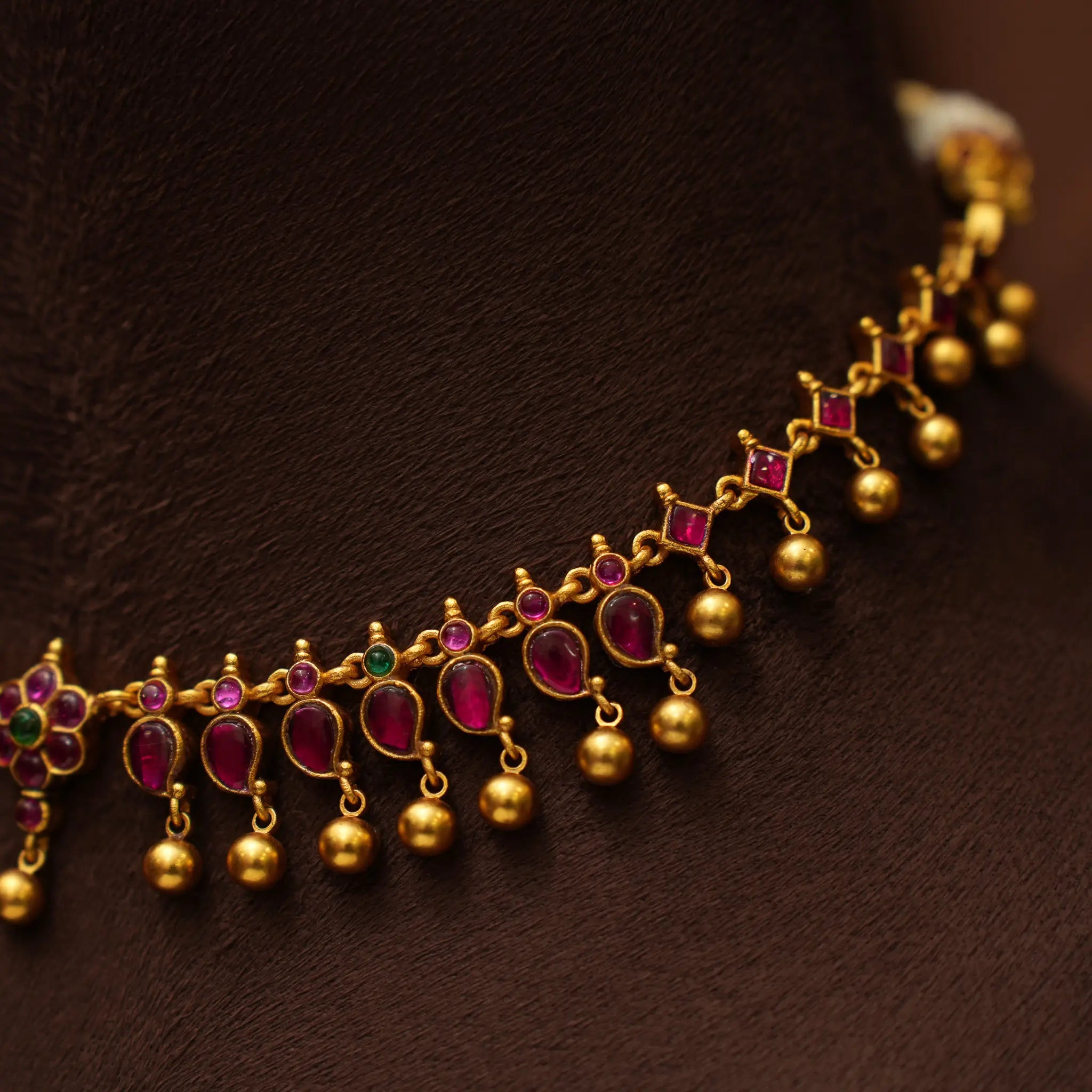 Clara Antique Necklace