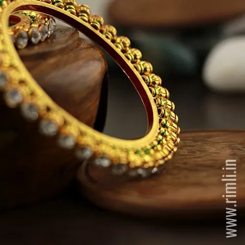 Classic Kundan Bangles with White Stone