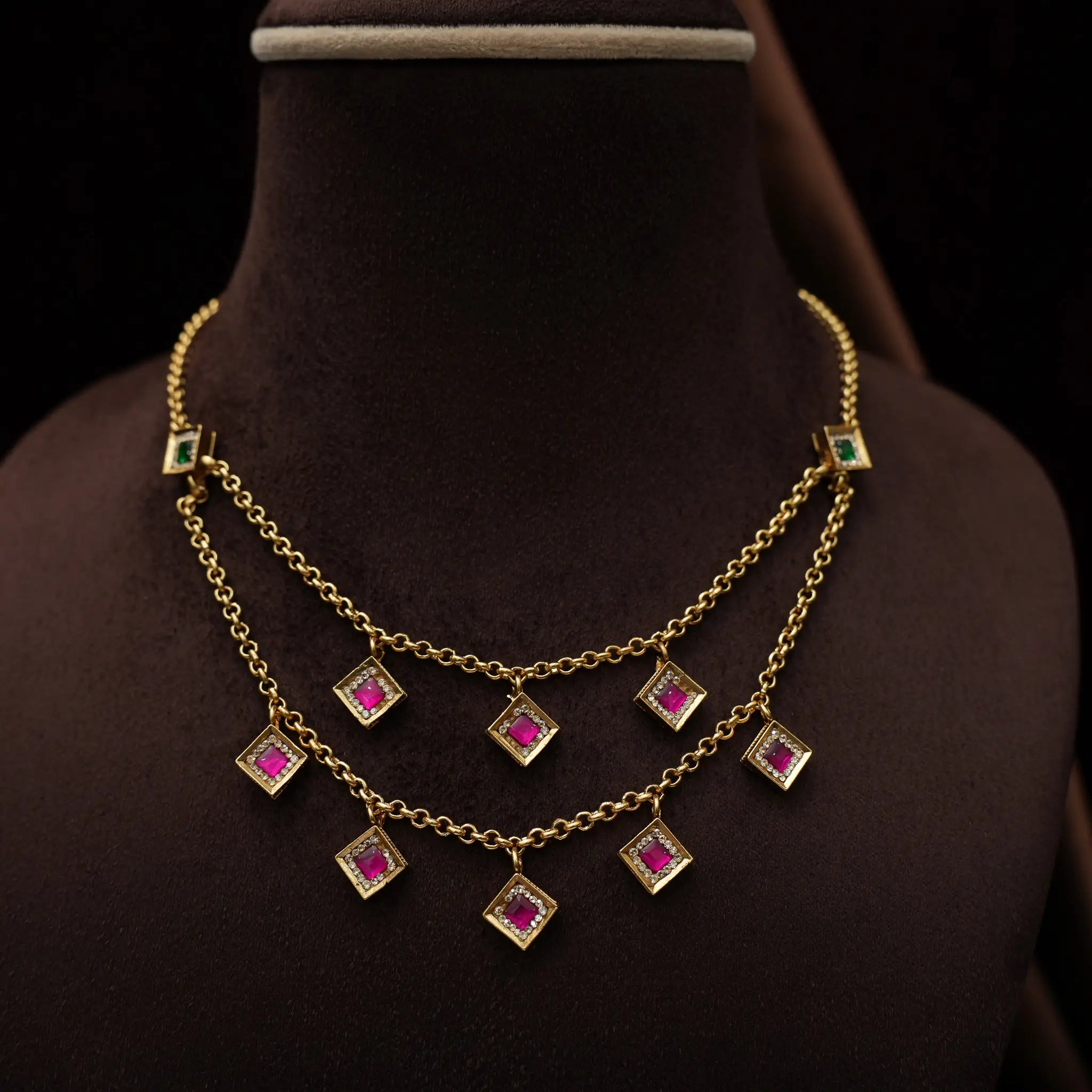 Dacvi Antique Necklace
