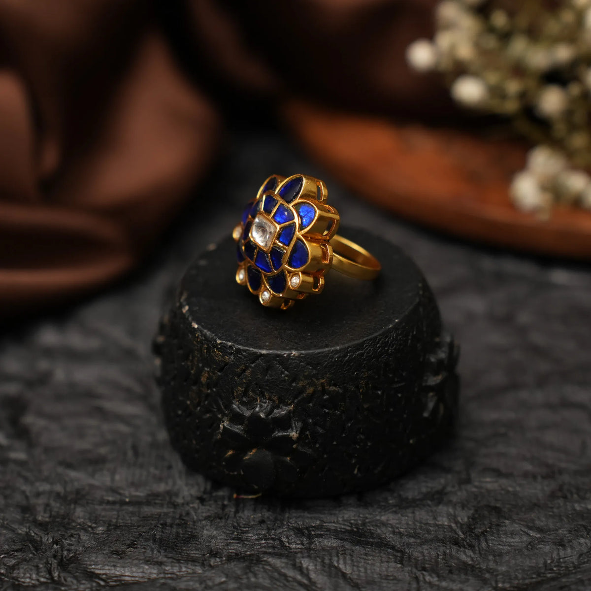 Damyanti Polki Ring - Blue and White