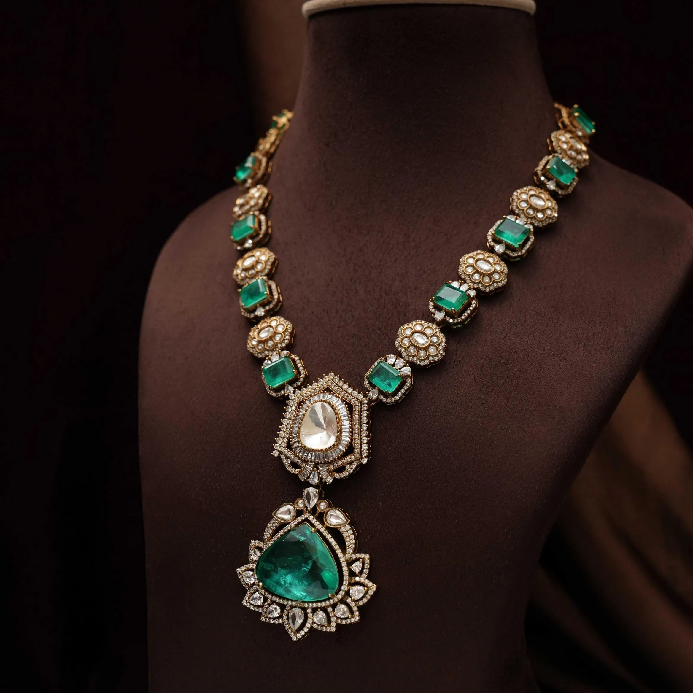 Devisha Victorian Polki Necklace