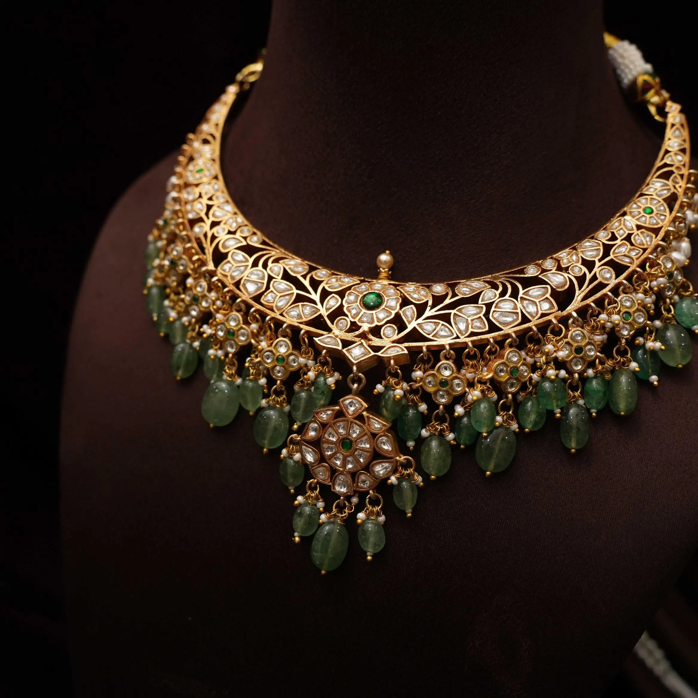Divanshi Reversible Hasli Necklace