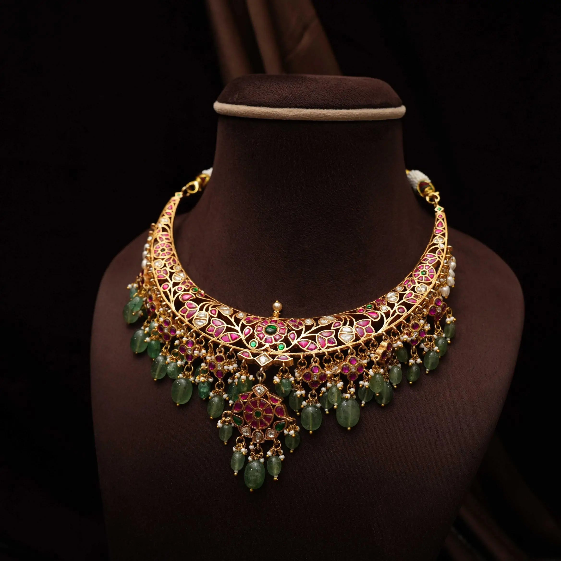 Divanshi Reversible Hasli Necklace