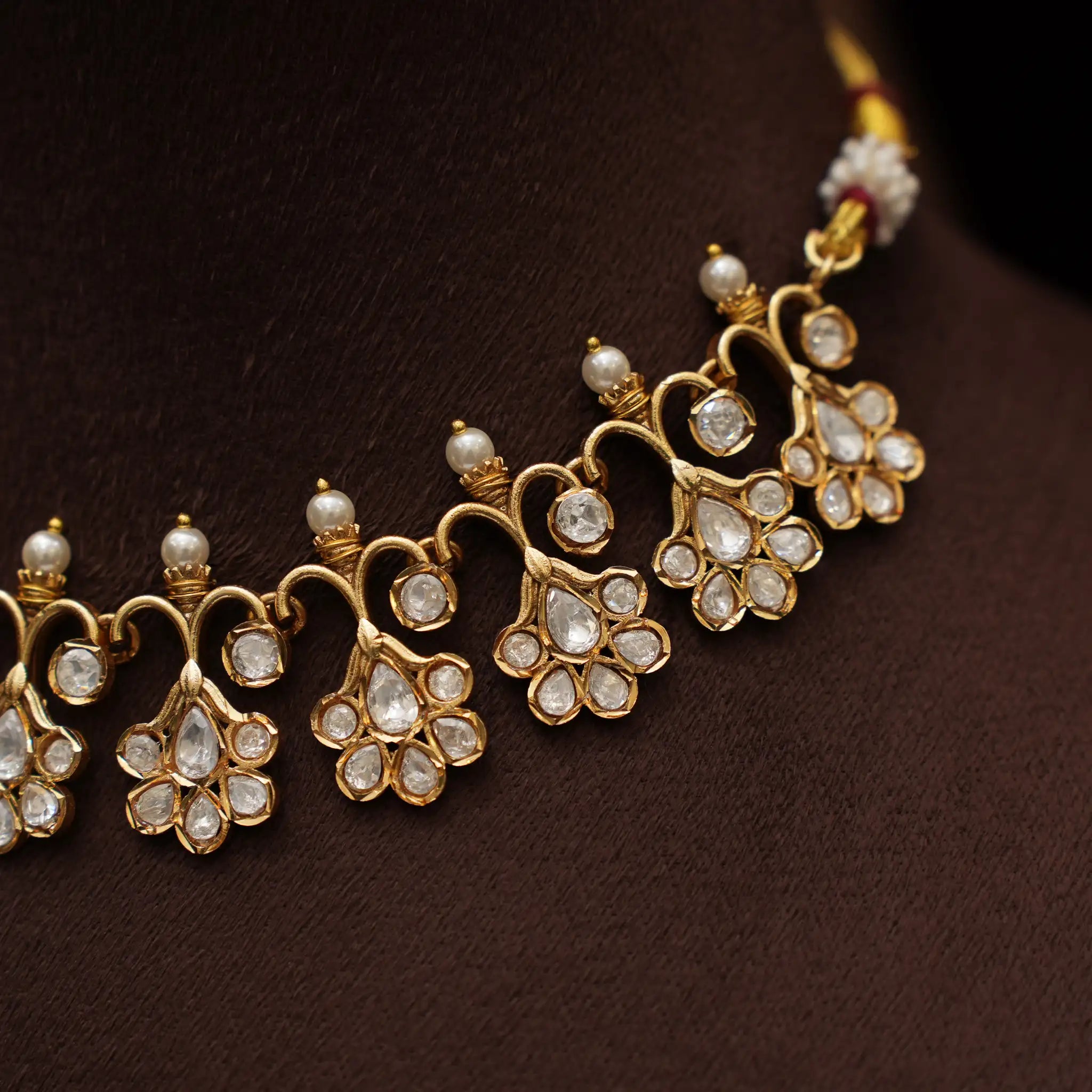 Drithi Polki Necklace - White