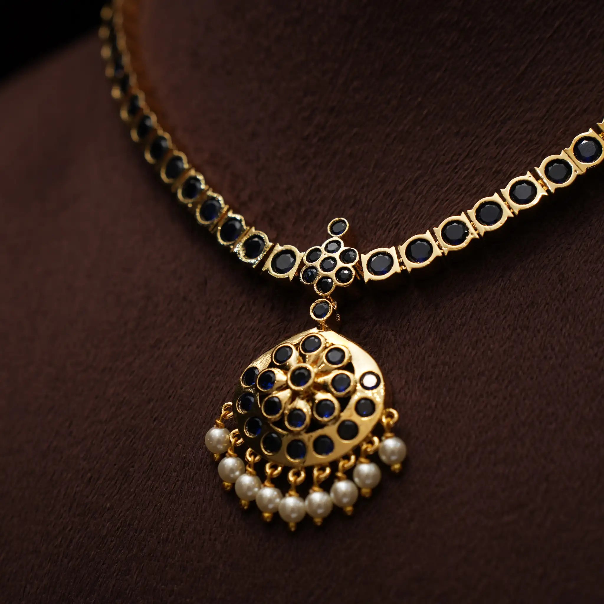 Dutt Antique Necklace - Eira