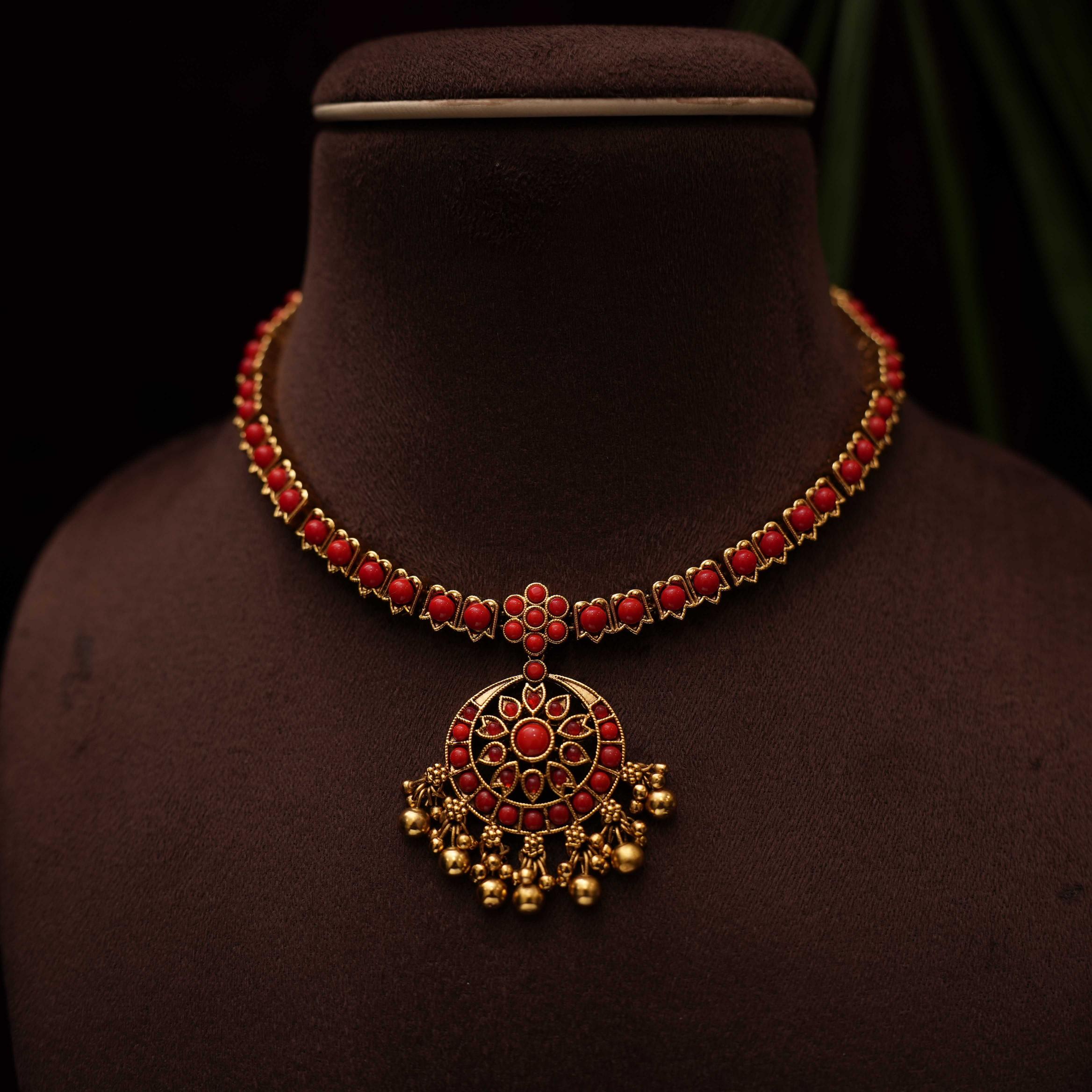 Dutt Antique Necklace - Coral