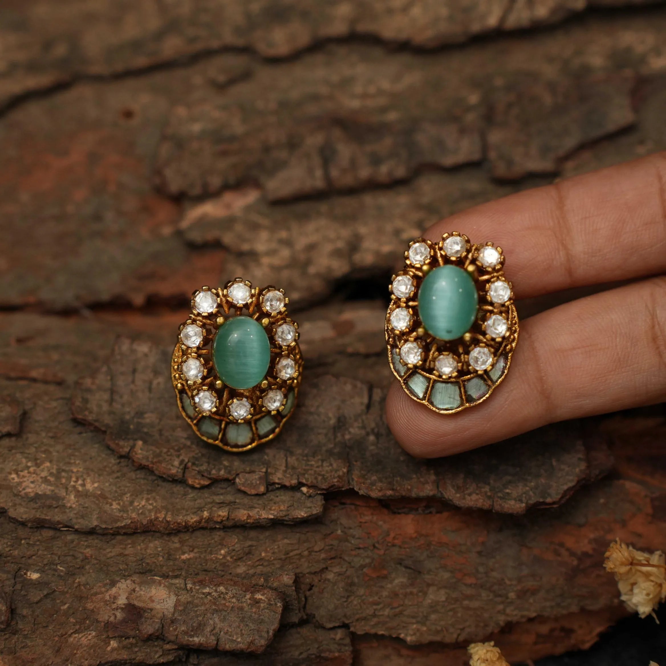 Ellie Polki Ear Stud - Pastel Green